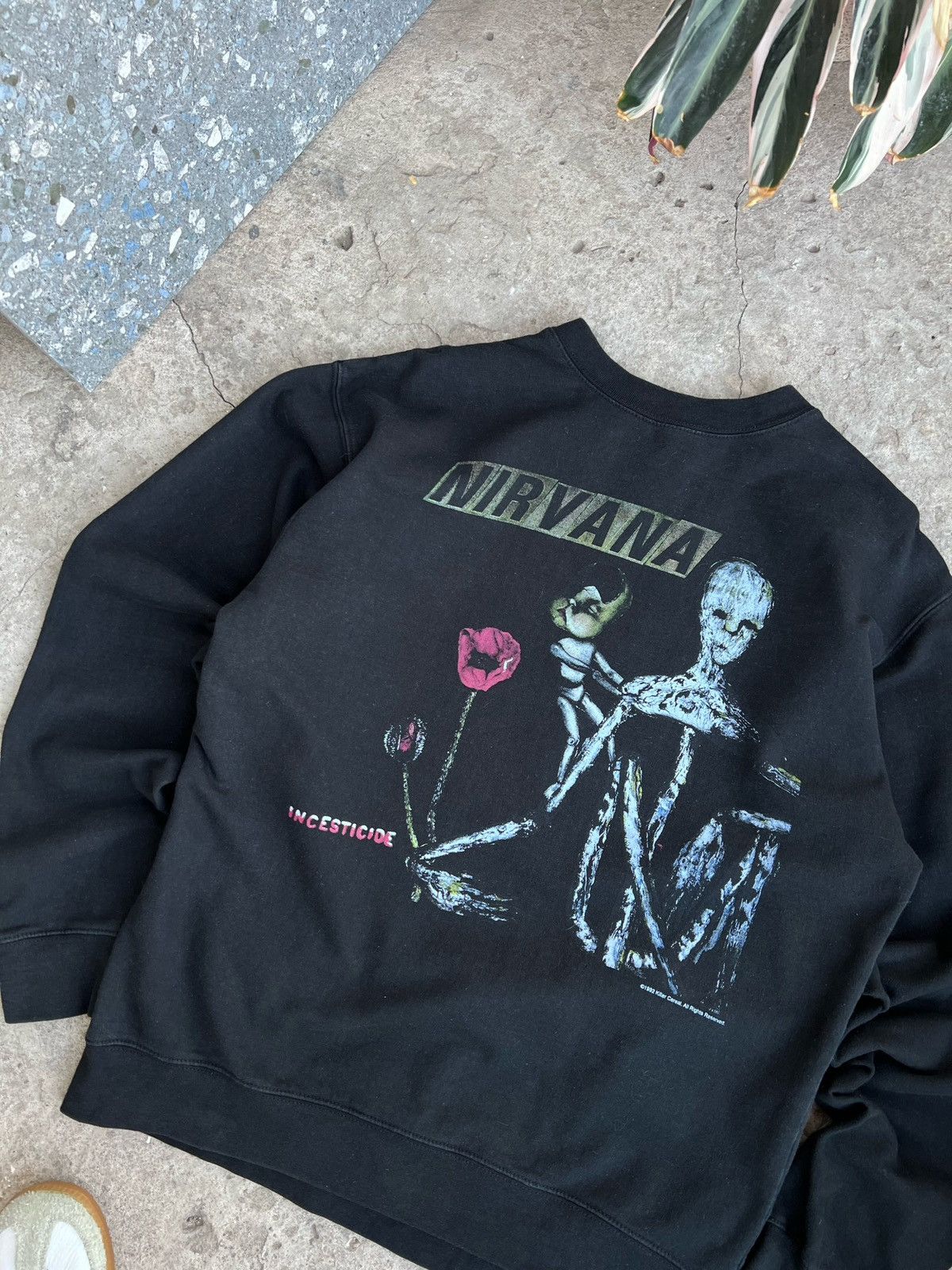 Band Tees Nirvana Insecticide sweatshirt Black reprint vintage style Size US L / EU 52-54 / 3 - 3 Thumbnail