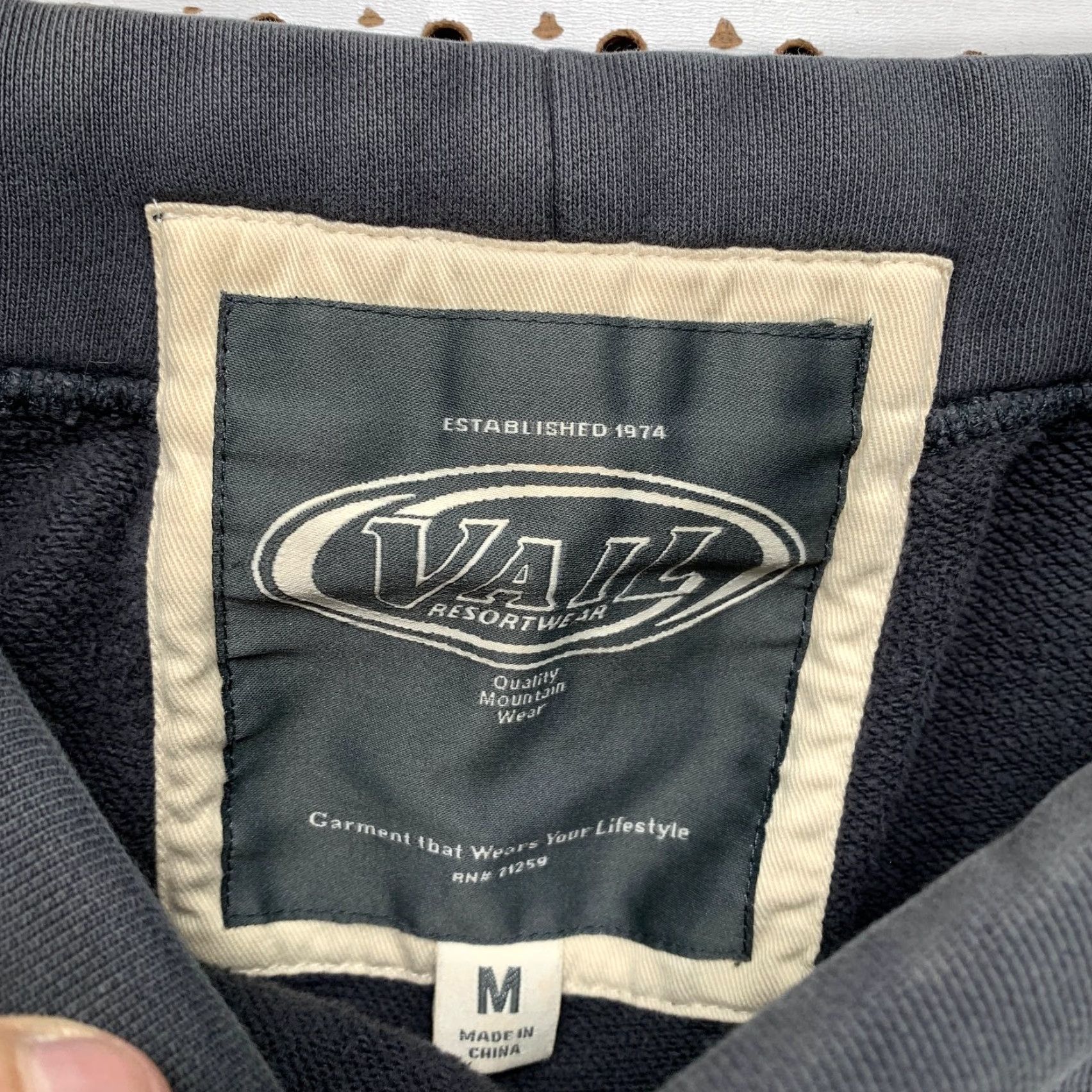 Vintage Vail Shirt Men M Gray Fleece Drawstring Embroidered 34x11 Resortwear Bermuda Shorts Size US 31 - 4 Thumbnail