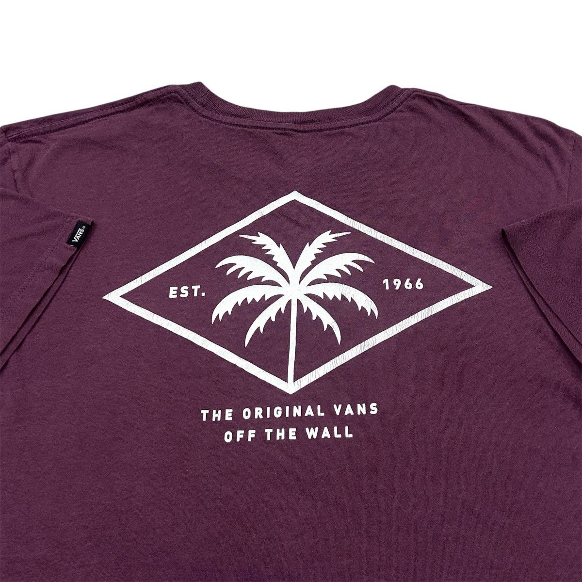 Vans Vans Off The Wall Red Coconut Logo Skateboarding Tshirt Size US M / EU 48-50 / 2 - 3 Thumbnail