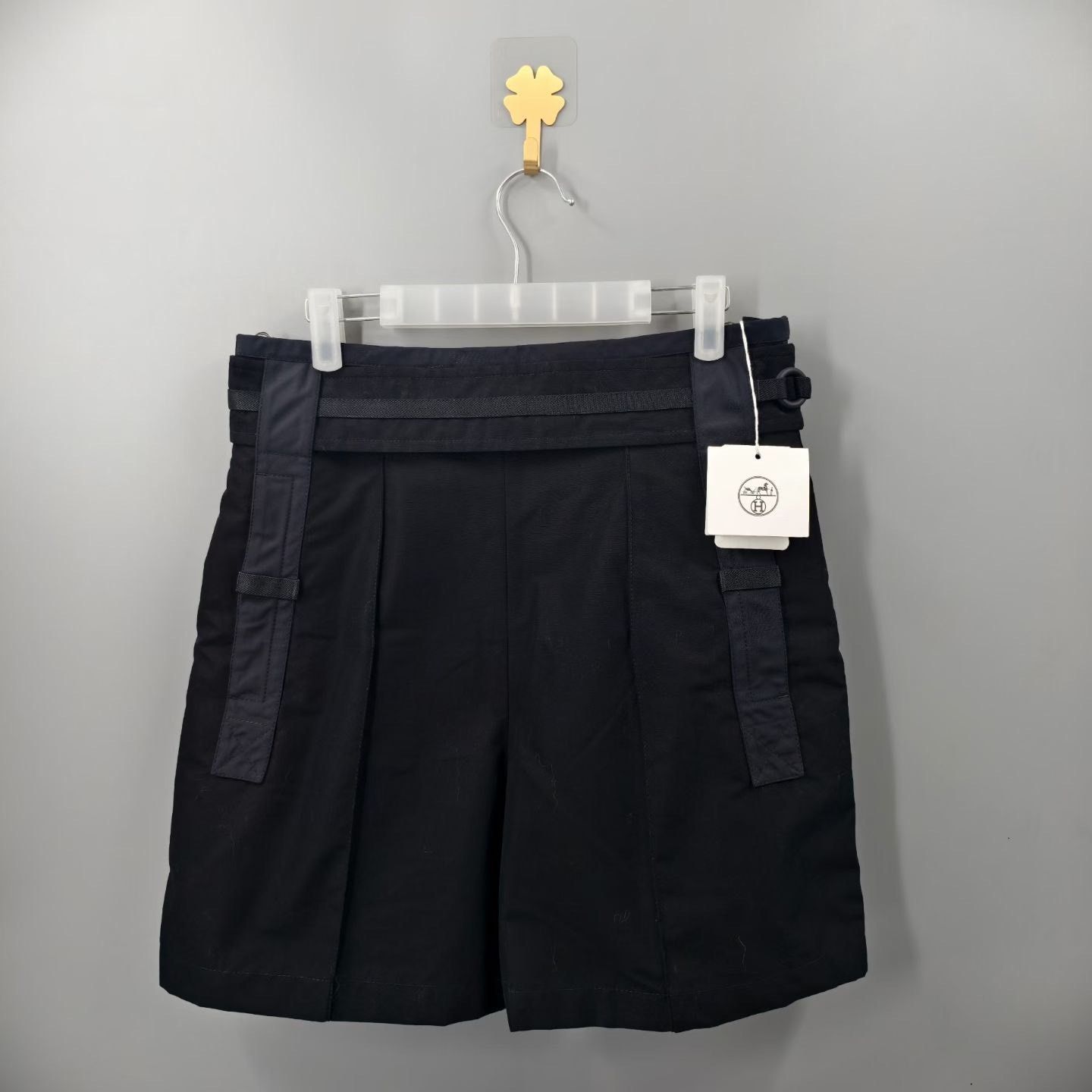 Hermes Hermes Black Logo Belt Shorts Size US 40 / EU 56 - 1 Thumbnail