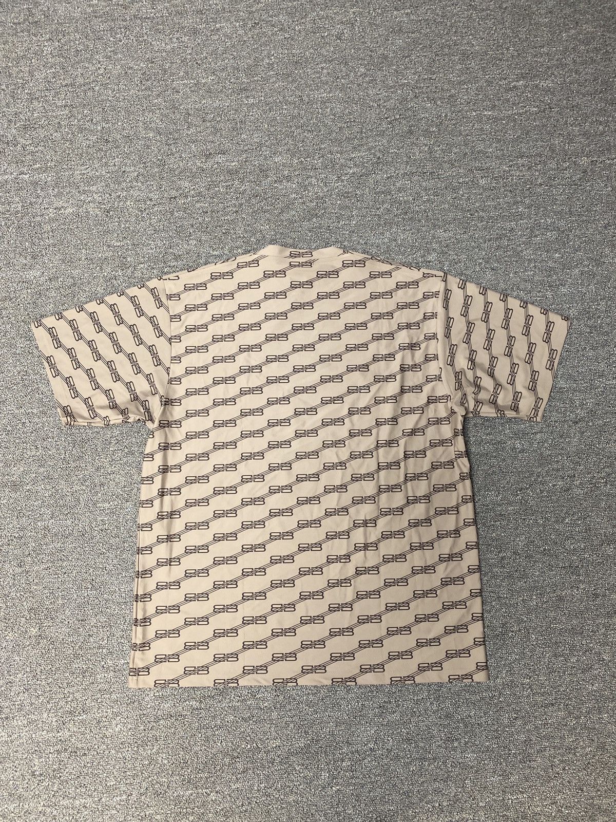 Balenciaga Balenciaga swimwear tee | size M | new Size US M / EU 48-50 / 2 - 2 Thumbnail