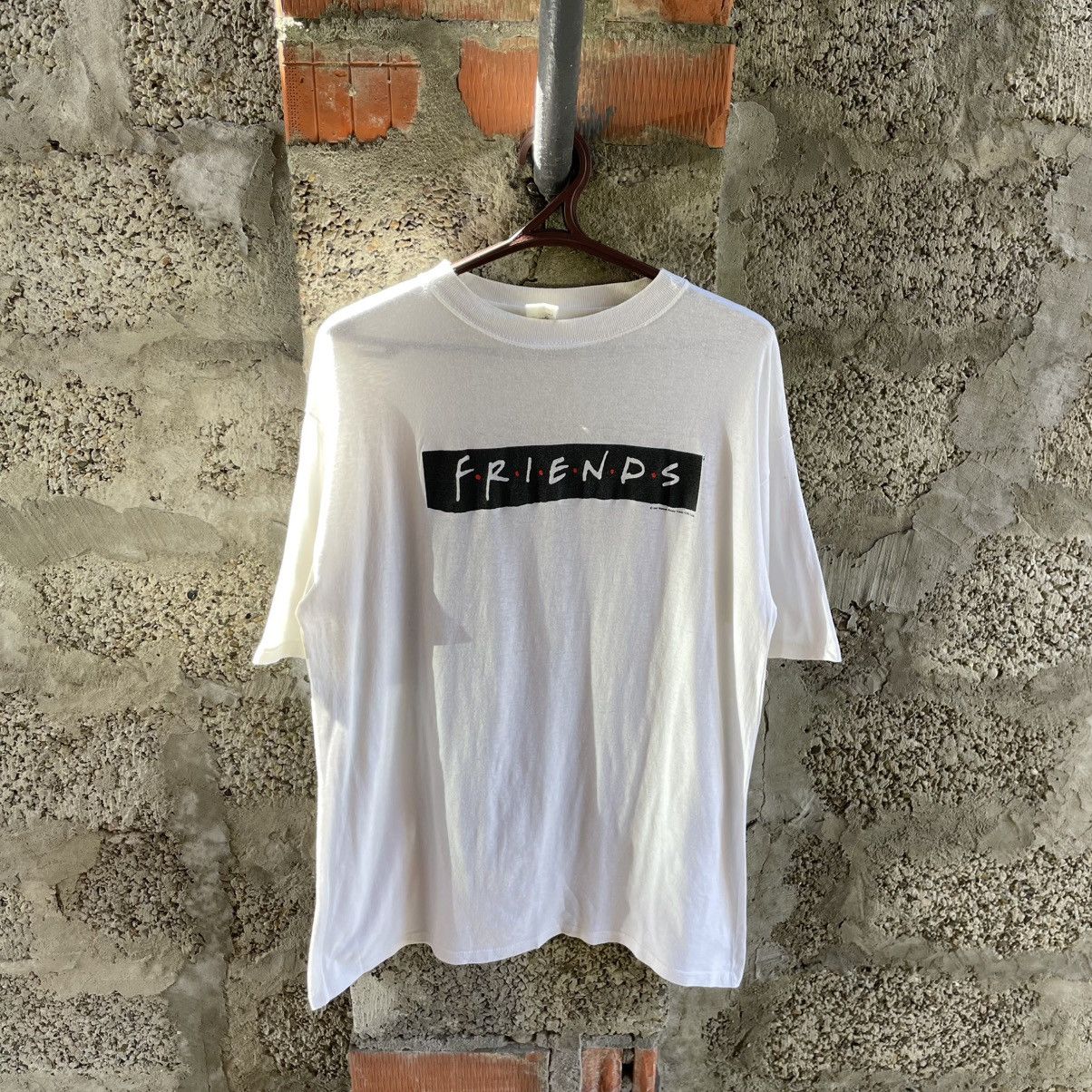 Vintage Vintage 1997 Warner Home Video Friends Tee Size US XL / EU 56 / 4 - 1 Thumbnail