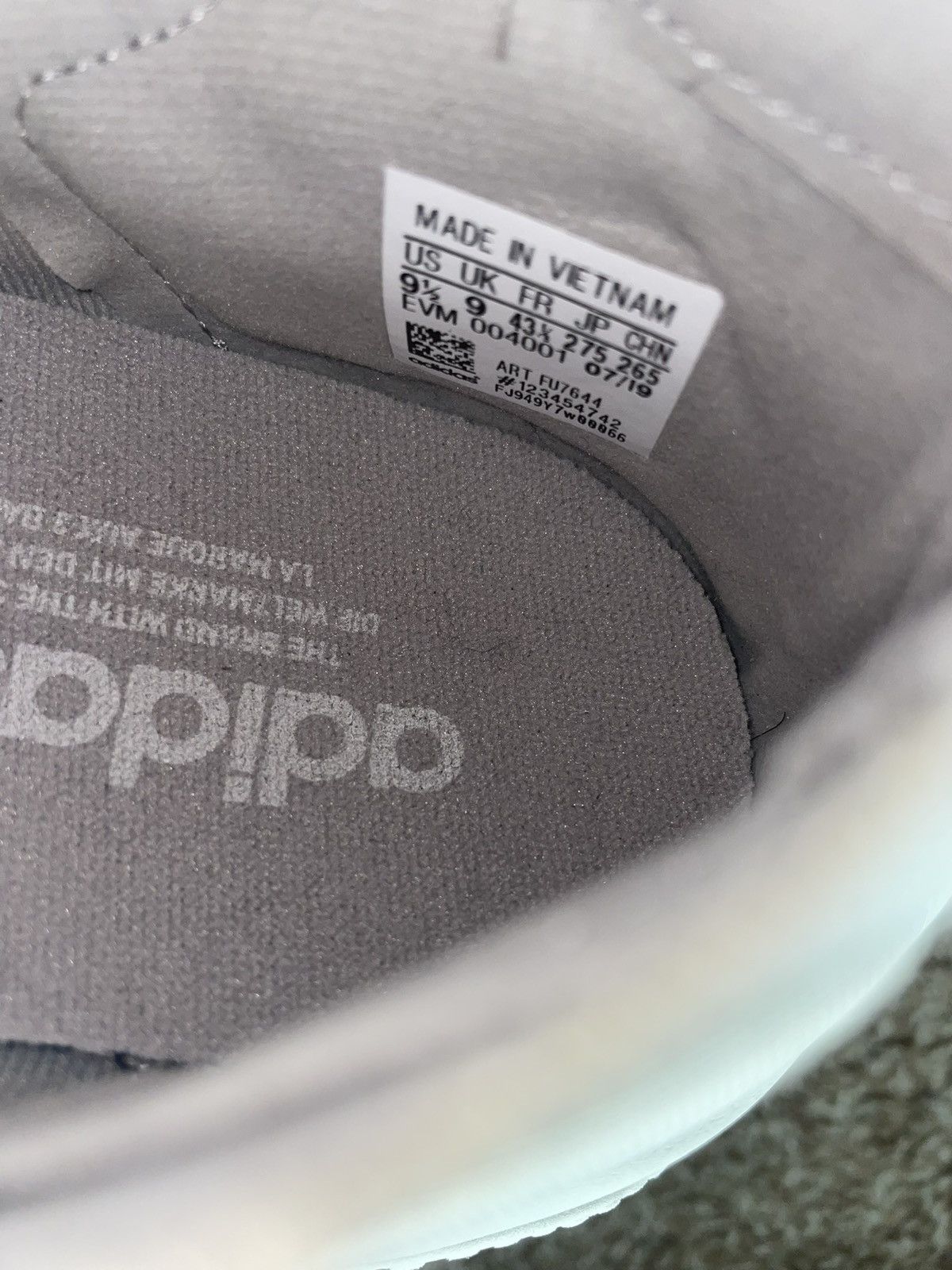Adidas Adidas OZWEEGO 3-D Size US 9.5 / EU 42-43 - 6 Thumbnail