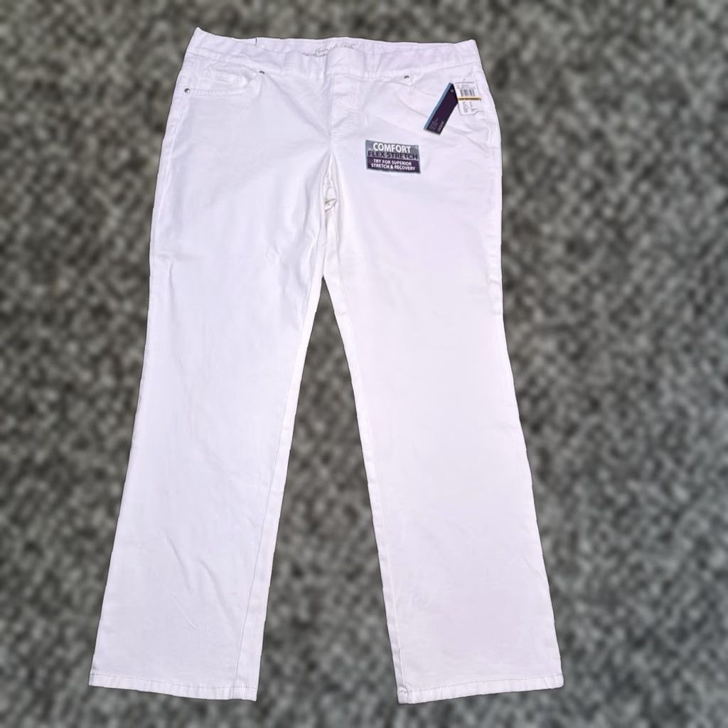 Gloria Vanderbilt Gloria Vanderbilt Pants 16W White Denim Straight Pull On High Rise Chino Stretch Womens Plus Regular Mid Rise 30in Inseam Trousers Size 38" / US 16 / IT 52 - 1 Thumbnail