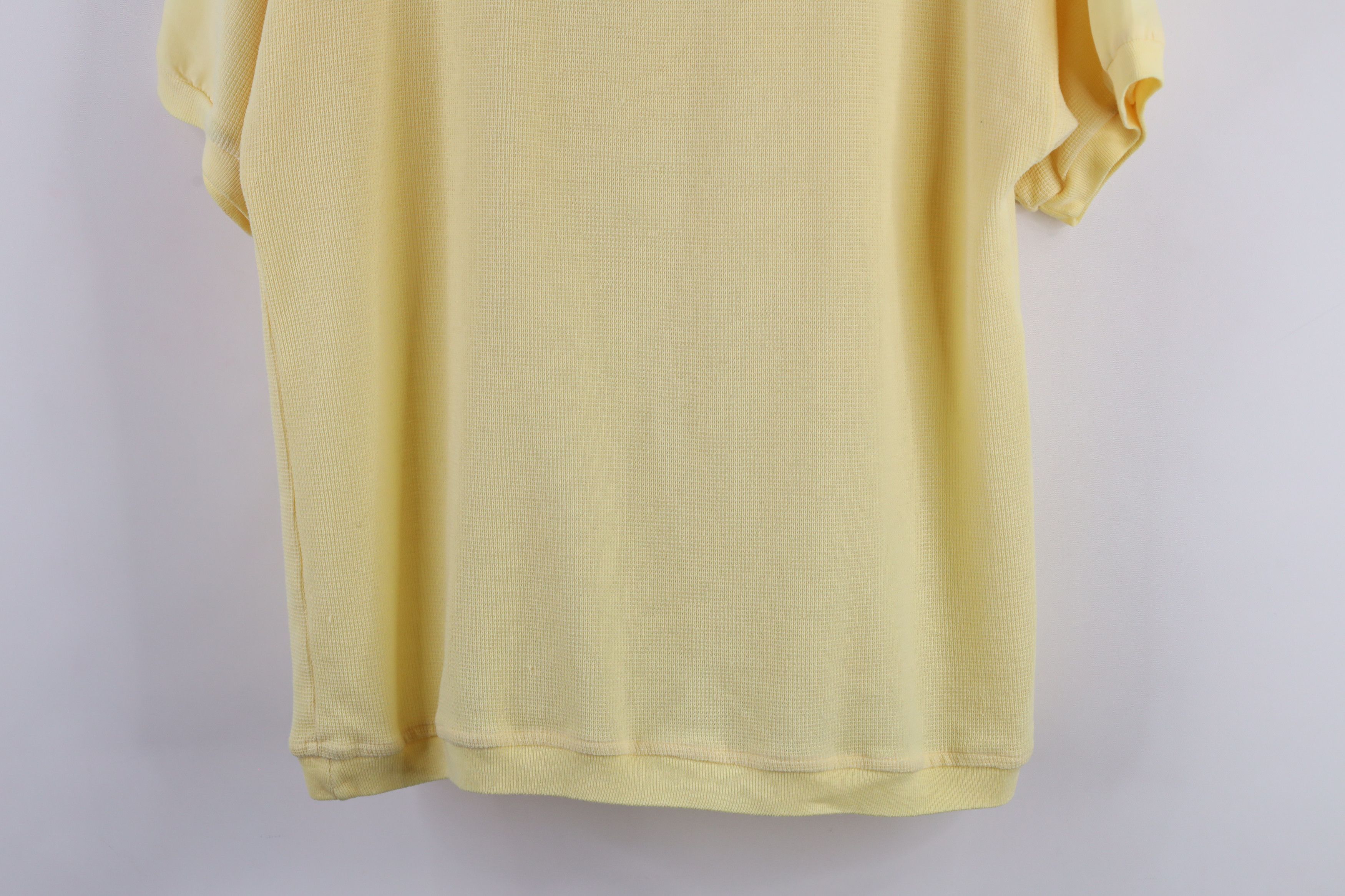 Vintage Vintage 90s Streetwear Thermal Waffle Knit Pullover Polo Size US S / EU 44-46 / 1 - 10 Thumbnail