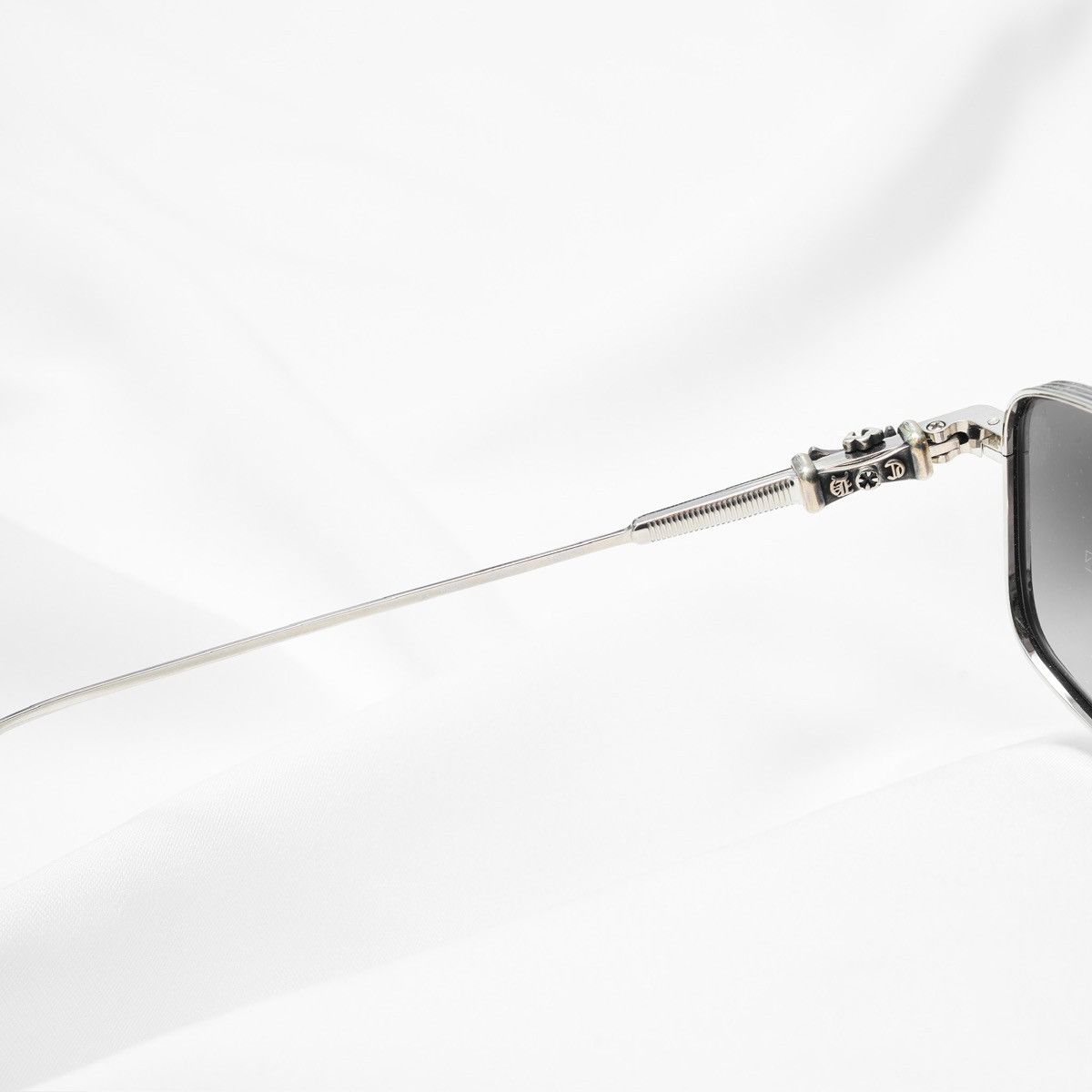 Chrome Hearts CHROME HEARTS LICK'N SHINY SILVER SUNGLASSES Size ONE SIZE - 5 Thumbnail