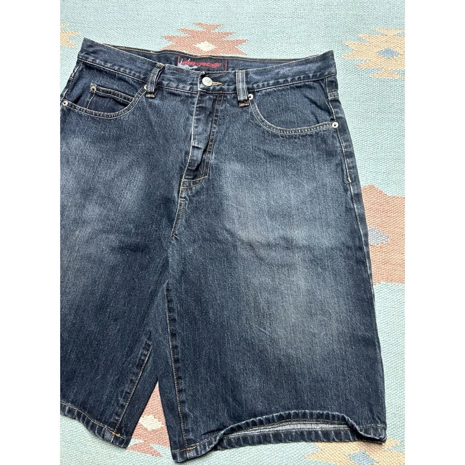 Vintage VINTAGE baggy jeans shorts jorts embroidered wide leg dark wash 33 blue Mens 33 Inseam 12” 21.5” 11.5” Size US 33 - 5 Thumbnail
