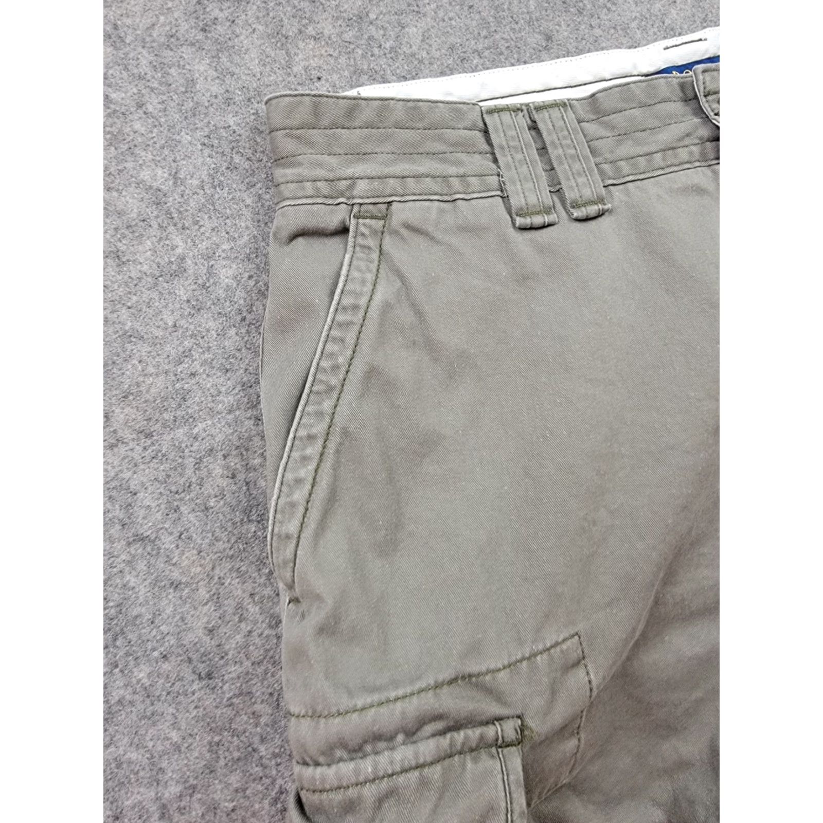 Polo Ralph Lauren Polo Ralph Lauren Cargo Shorts Mens 33 Green Gray Canvas Inseam 9in Pocket Logo Button Zip Casual Travel Preppy 90s American Outdoor Mens Size US XS / EU 42 / 0 - 2 Thumbnail