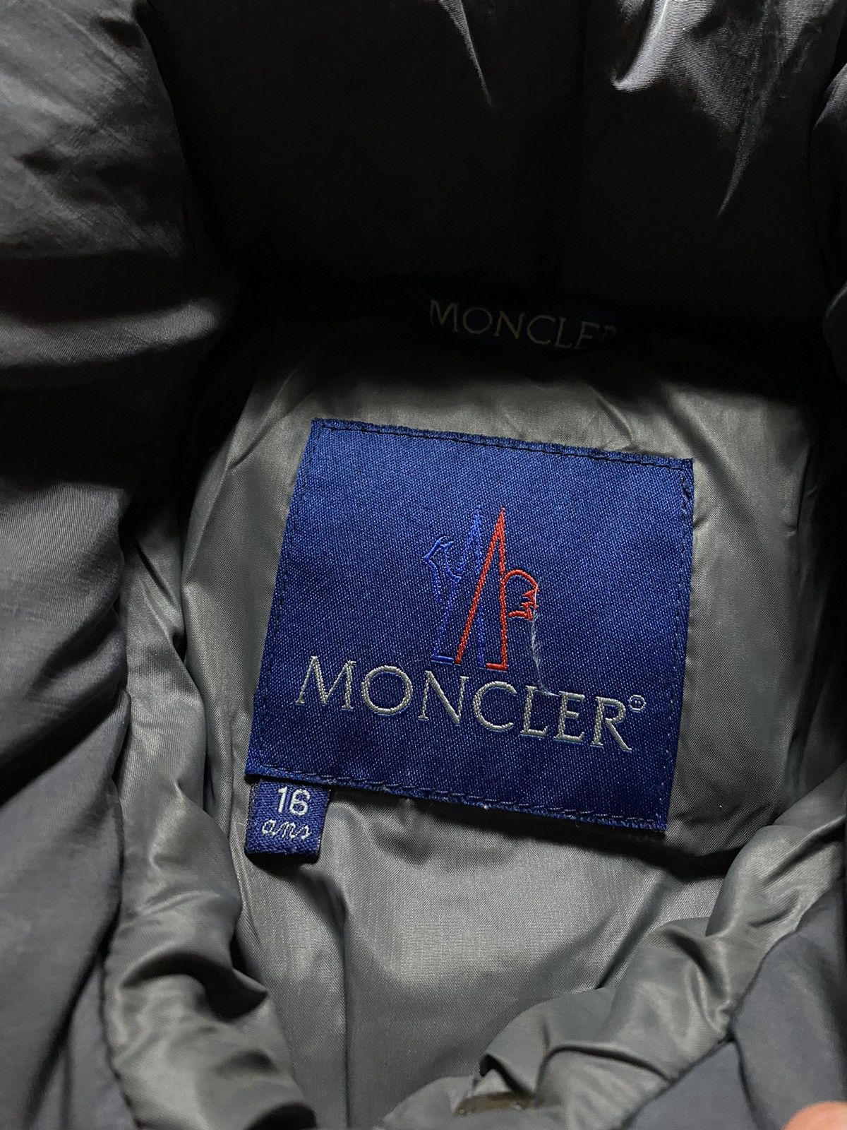 Moncler × Vintage ❗️Moncler vintage nylon down jacket 90s Size US S / EU 44-46 / 1 - 9 Thumbnail