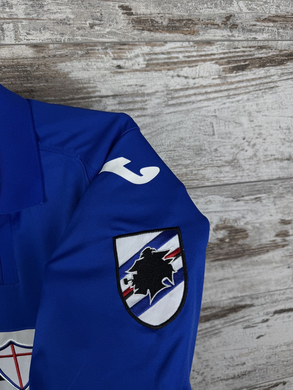 Joma Joma Sampdoria Mens SS Home Shirt soccer jersey T-shirt Size US M / EU 48-50 / 2 - 5 Thumbnail