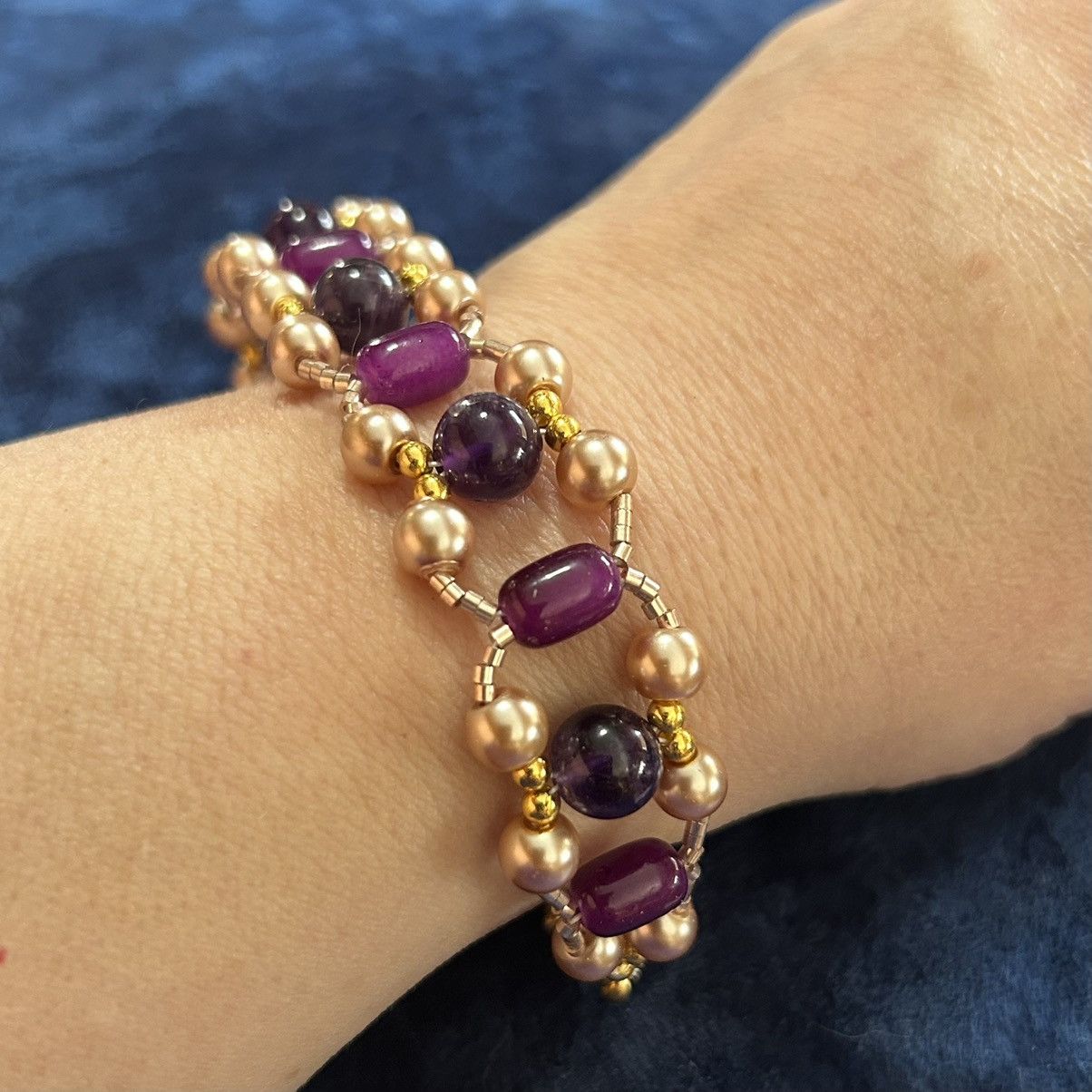 Handmade Handcrafted light champagne Czech glass pearl bracelet Size ONE SIZE - 2 Thumbnail