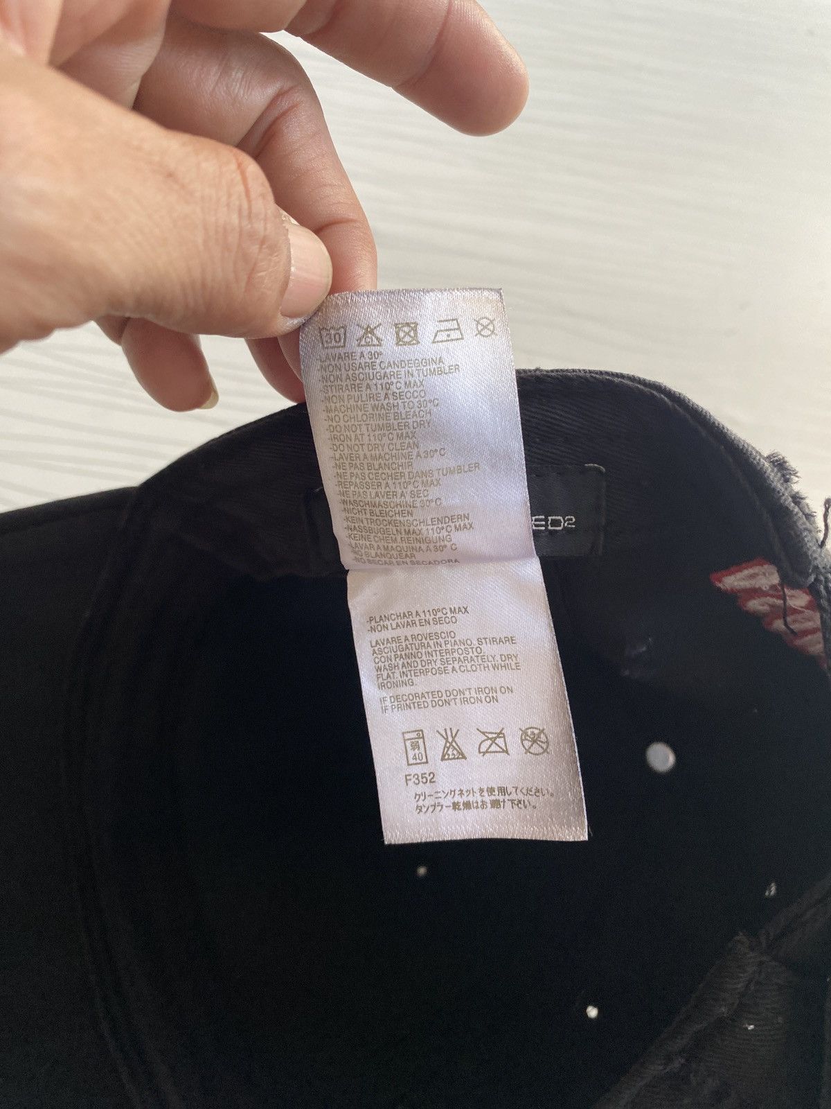 Dsquared2 Dsquared2 Distressed Fadded Cap Size ONE SIZE - 9 Thumbnail
