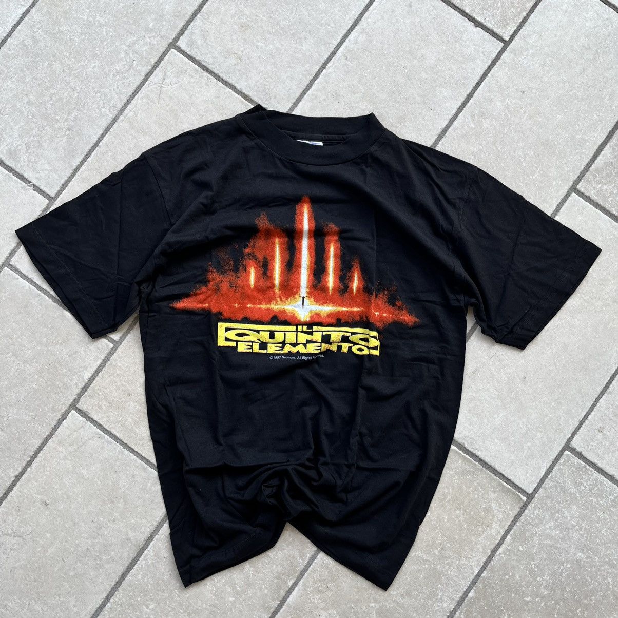 Vintage Vintage 1997 The Fifth Element Italian movie promo tee L Size US L / EU 52-54 / 3 - 1 Thumbnail