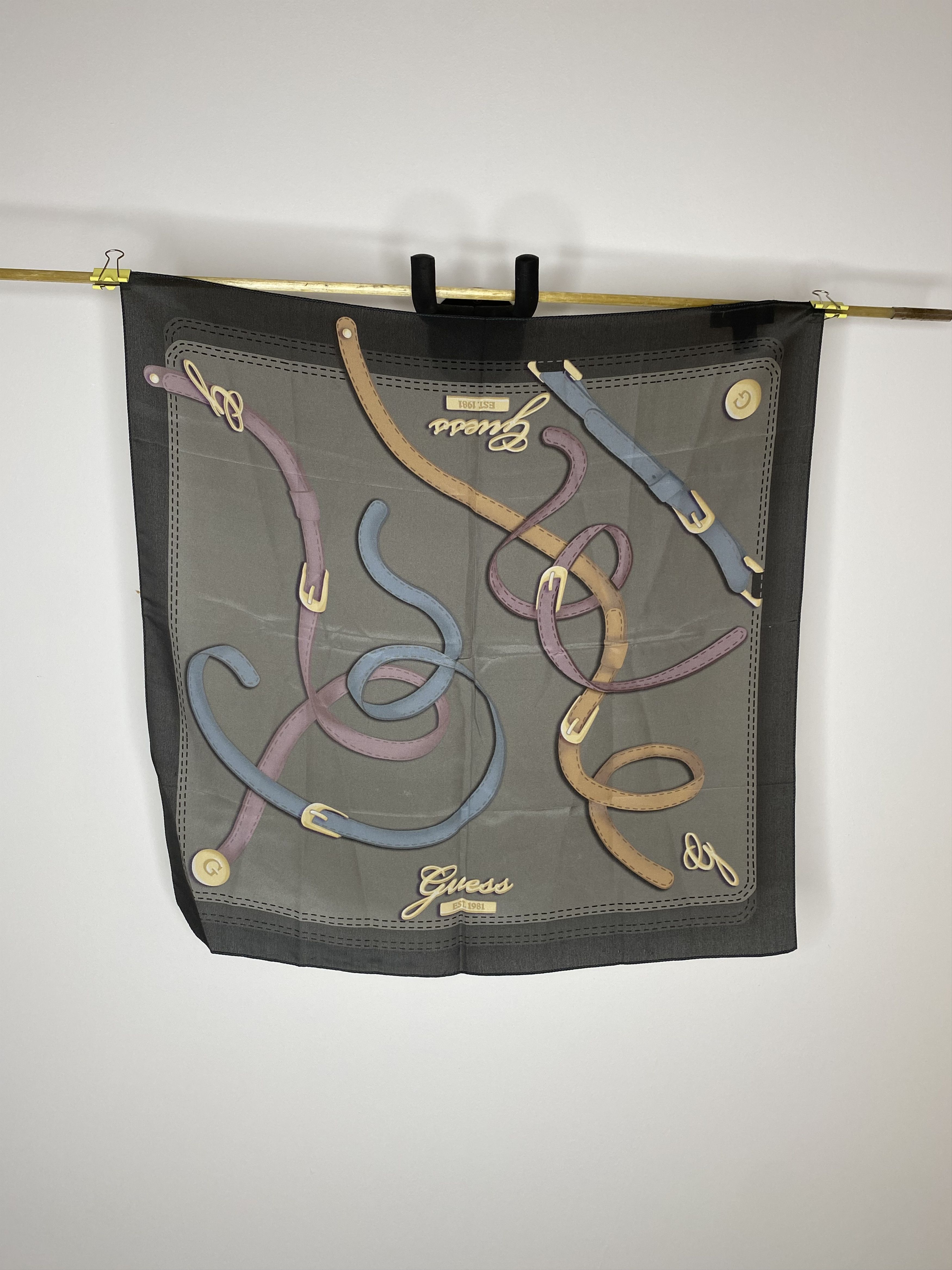 Guess GUESS 100% SILK SCARVES SCARF MADE IN ITALY Size ONE SIZE - 1 Thumbnail