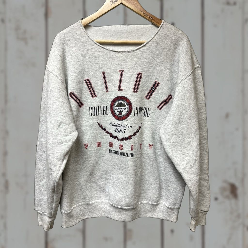 Vintage VINTAGE Arizona College Varsity Tucson Modified Gray Sweatshirt Long Sleeve Men's L Gray Cotton Blend Pullover Sweatshirt Size US L / EU 52-54 / 3 - 1 Thumbnail