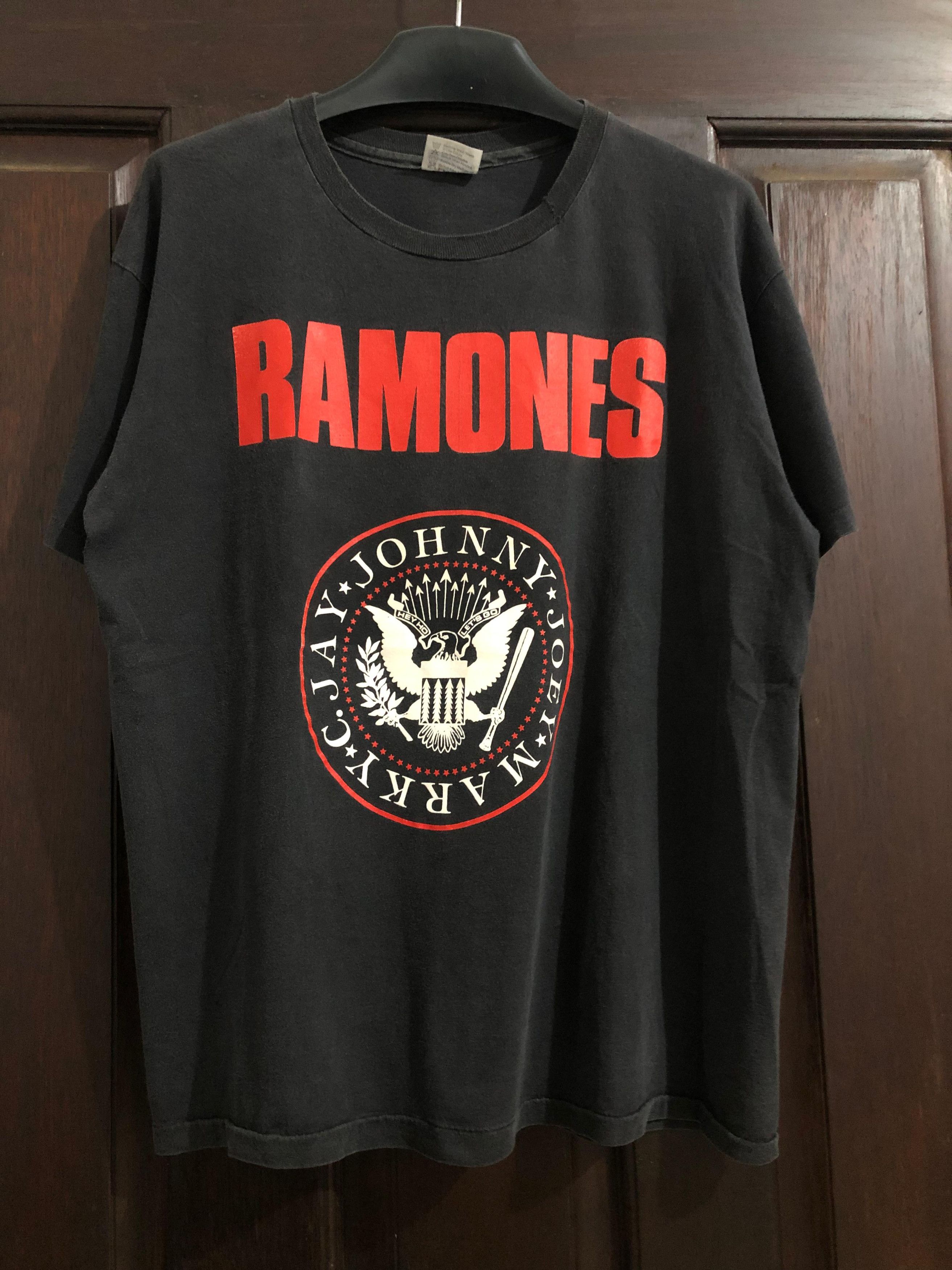 image of Band Tees x Vintage 90's Vintage Ramones Hey Ho Lets Go in Black, Men's (Size XL)