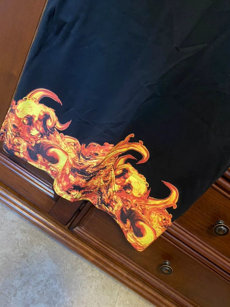 Givenchy Givenchy Flame hemmed short-sleeve T-shirt, size XS, styli Size US XS / EU 42 / 0 - 3 Thumbnail
