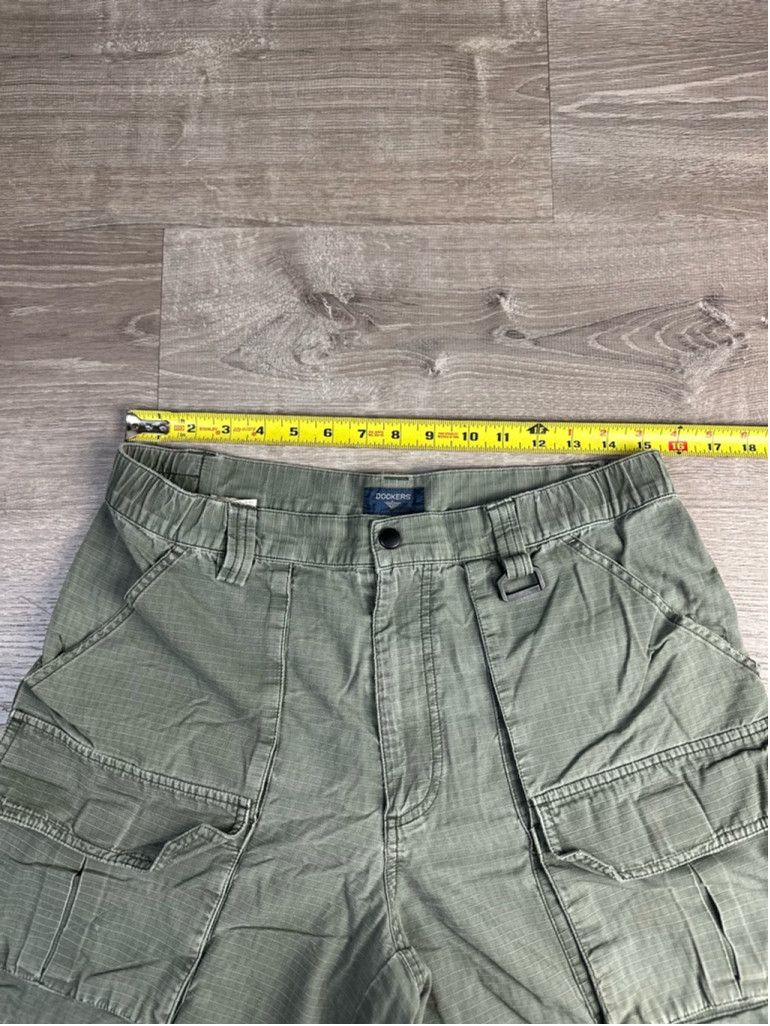 Dockers Men's vintage Dockers Cargo Shorts Size 32 Green Size US 32 / EU 48 - 5 Thumbnail