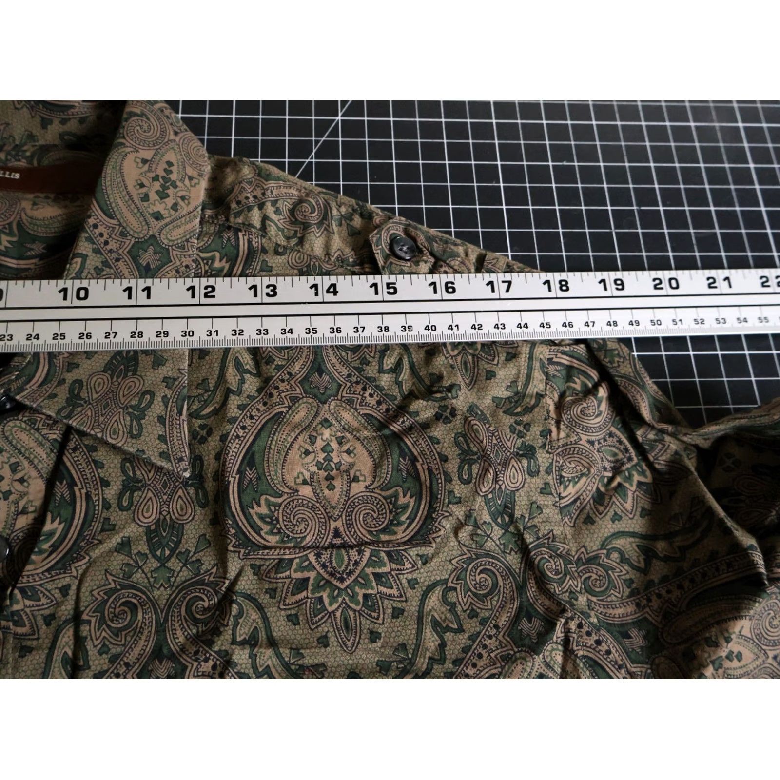Perry Ellis Perry Ellis Paisley Shirt Mens Large XL Tag Green Long Sleeve Hippie Epaulets Button-Up Size US L / EU 52-54 / 3 - 7 Thumbnail