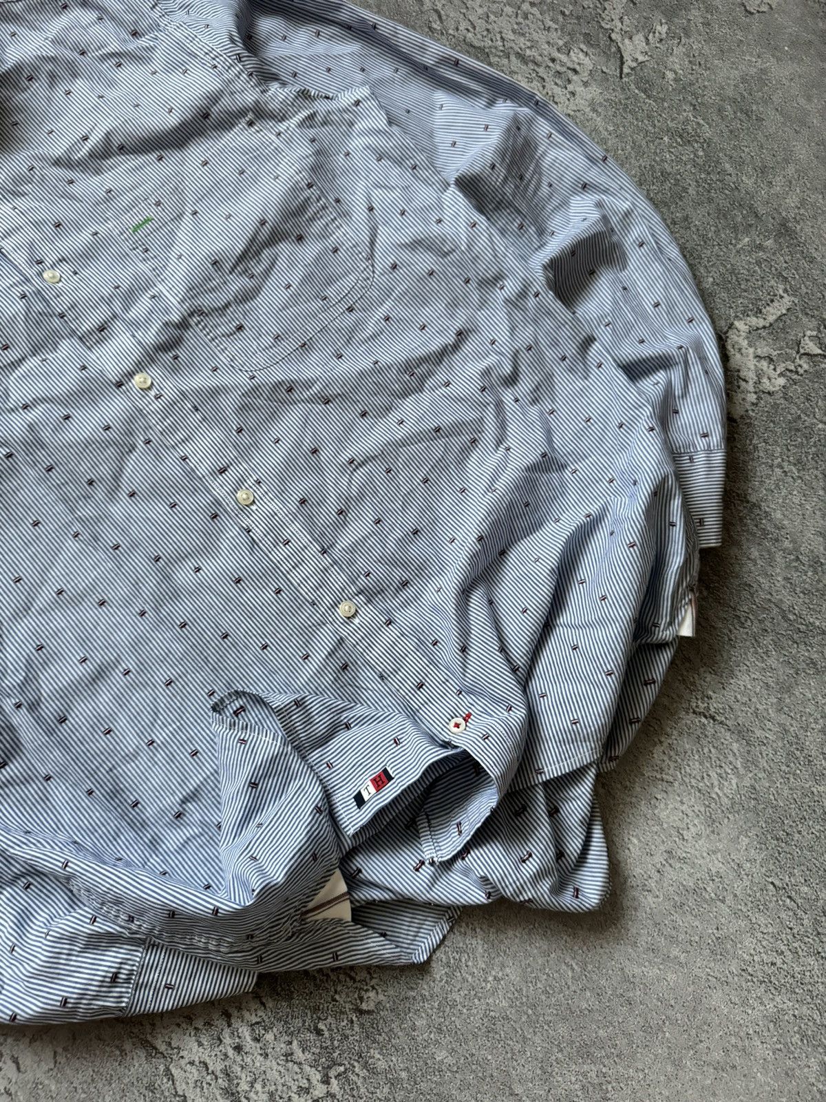 Designer × Tommy Hilfiger Tommy Hilfiger monogram striped shirt button up long sleeve Size US M / EU 48-50 / 2 - 3 Thumbnail