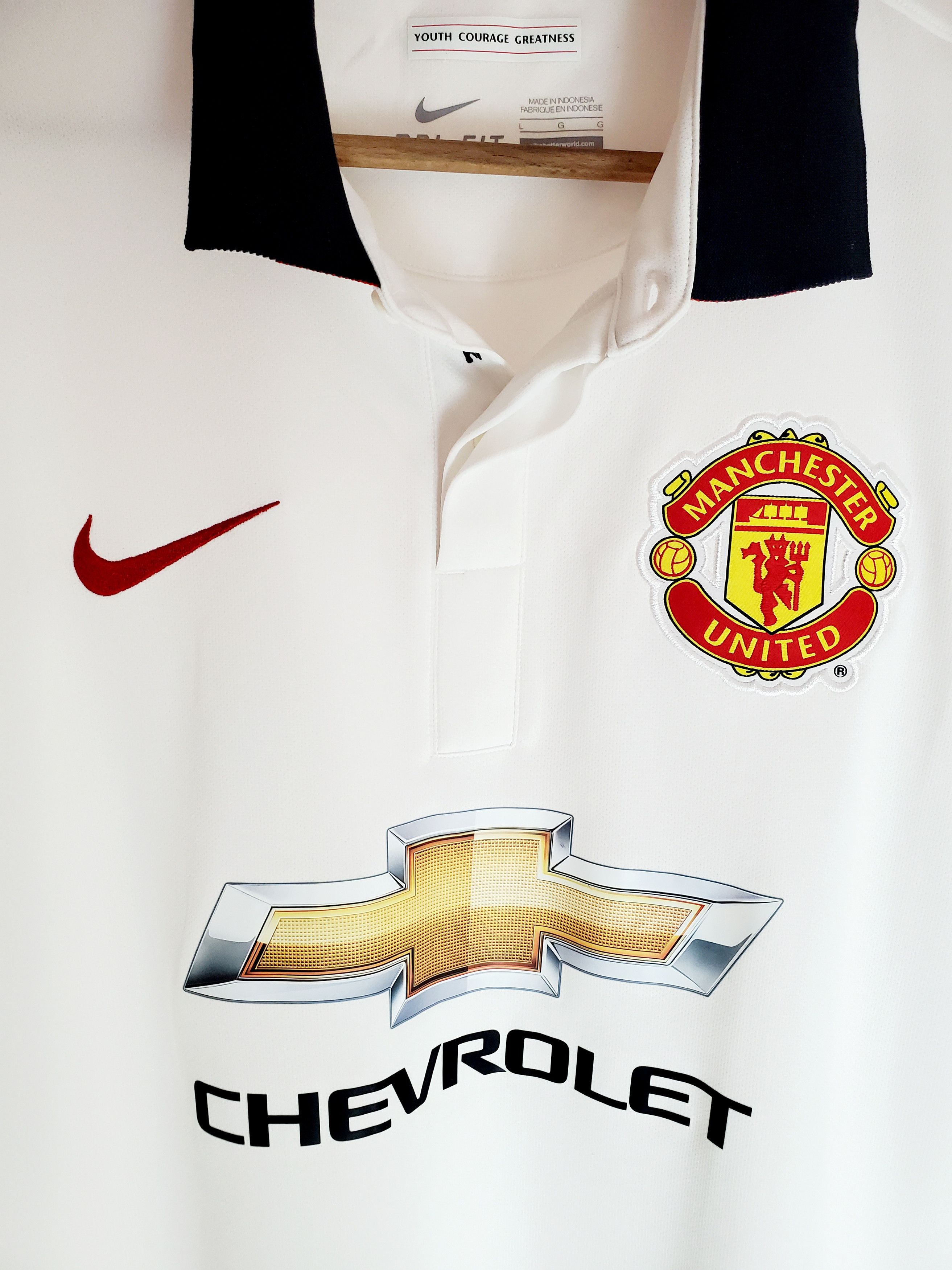 Nike MANCHESTER UNITED 2014 2015 AWAY FOOTBALL JERSEY NIKE L Size US L / EU 52-54 / 3 - 2 Thumbnail