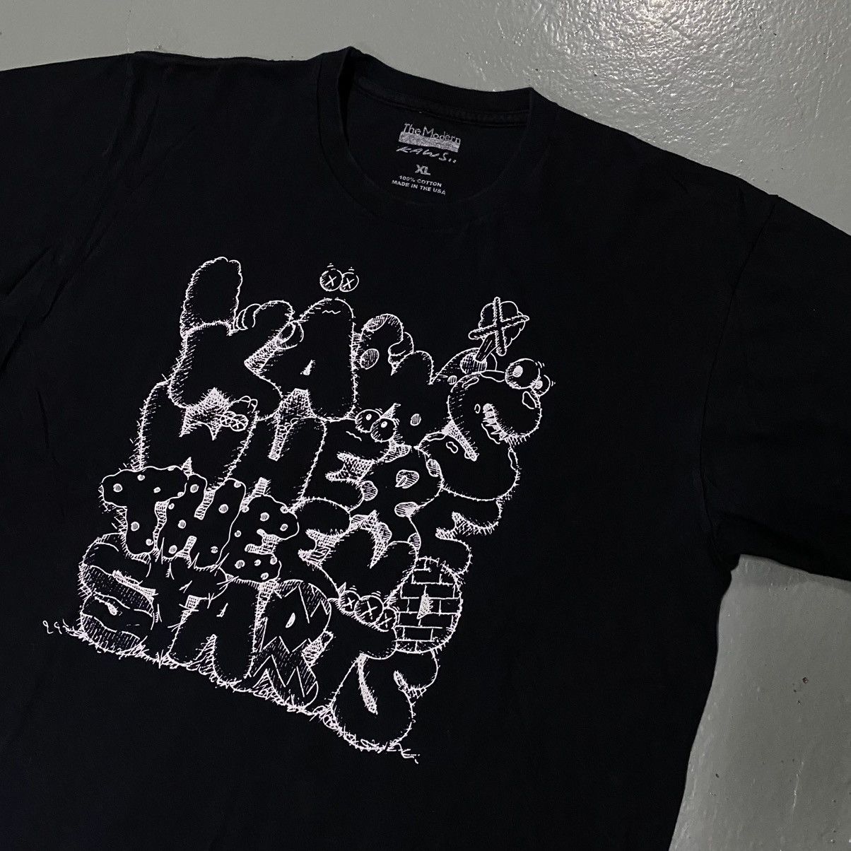 The Modern X Kaws Tee Art Graffiti Dior Cpfm Nike Bape