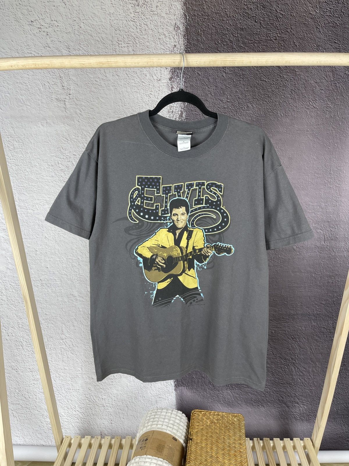 Band Tees Elvis Presley Liquid Blue Vintage y2k big logo tee shirt Size US L / EU 52-54 / 3 - 1 Thumbnail
