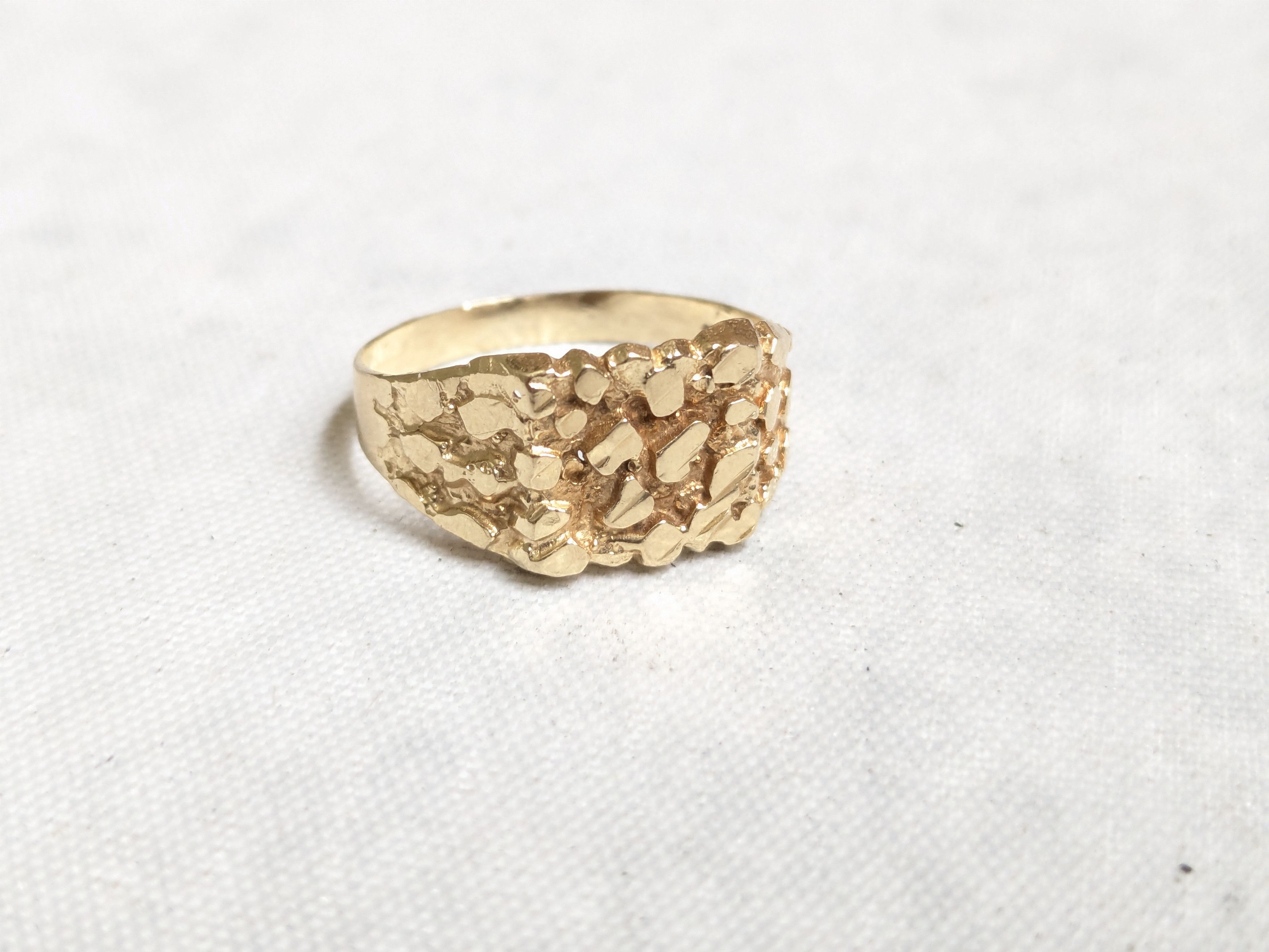 Jewelry Vintage 10k Yellow Gold Nugget Ring Size 8.75 Size ONE SIZE - 1 Thumbnail