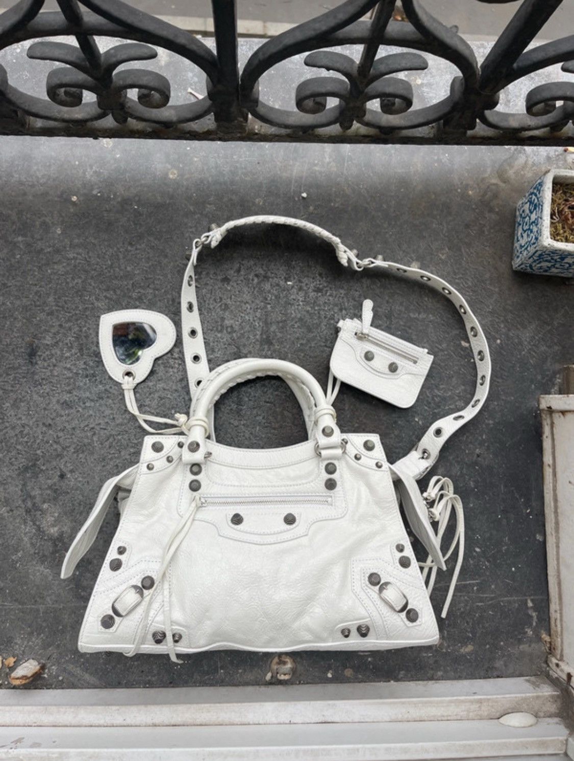 Balenciaga Neo Cagole bag Size 42 - 1 Thumbnail