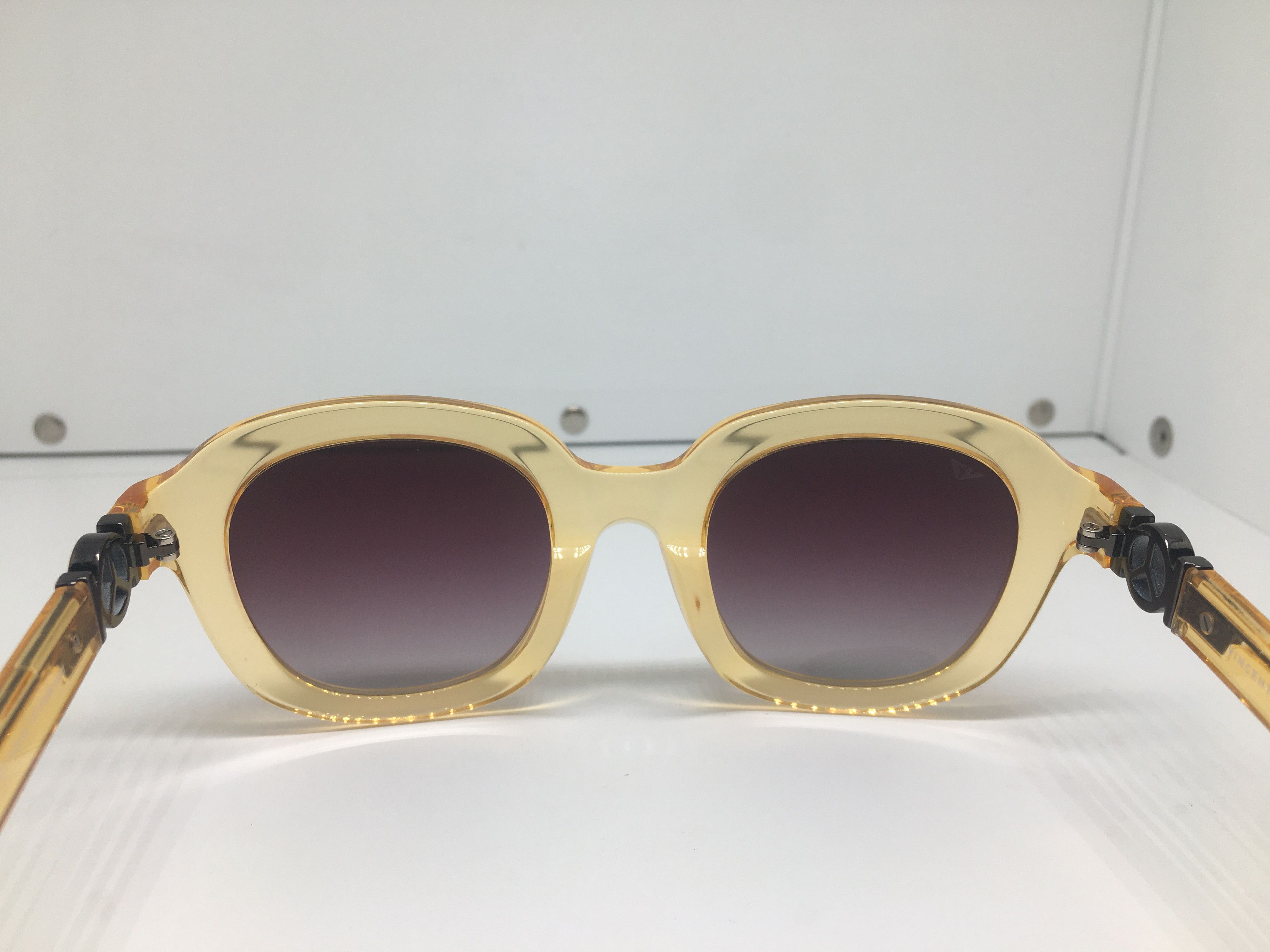 Other Vincent Chase vc Woman Sunglasses Frame Size ONE SIZE - 5 Thumbnail