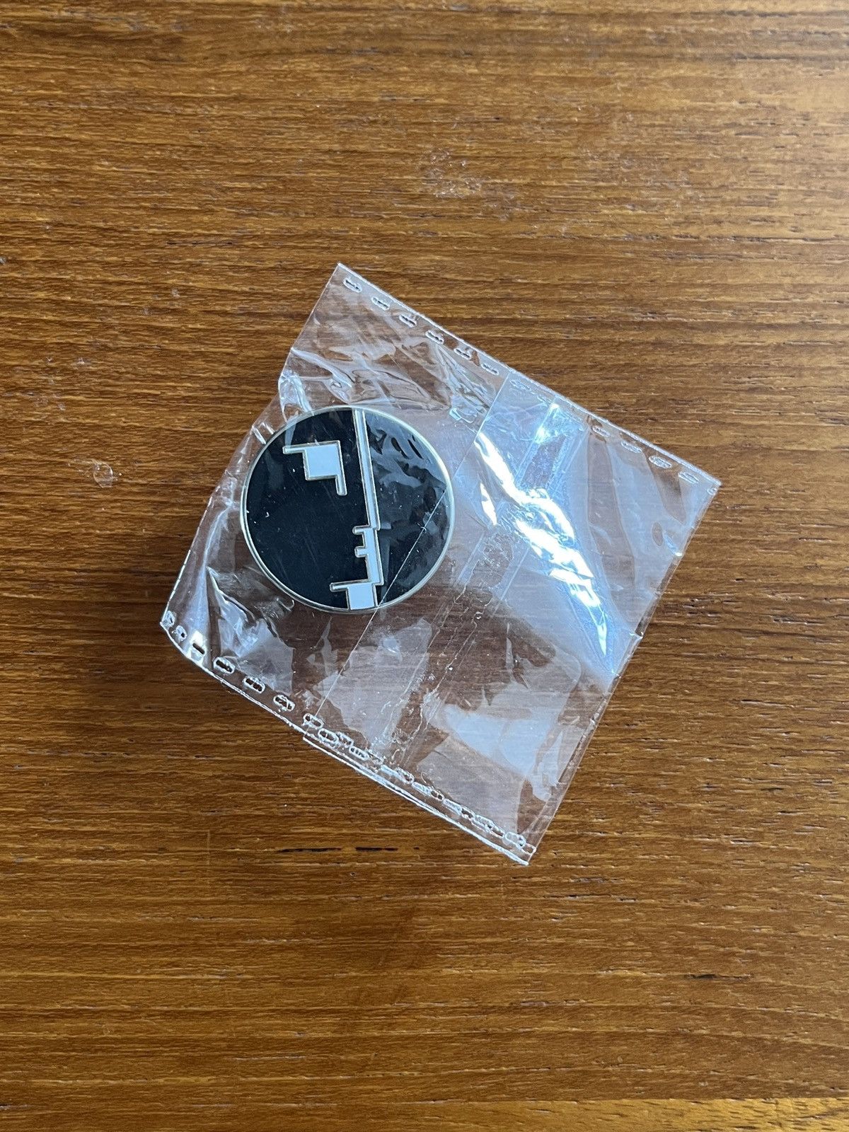 Band Tees Bauhaus (band) pin Size ONE SIZE - 1 Thumbnail