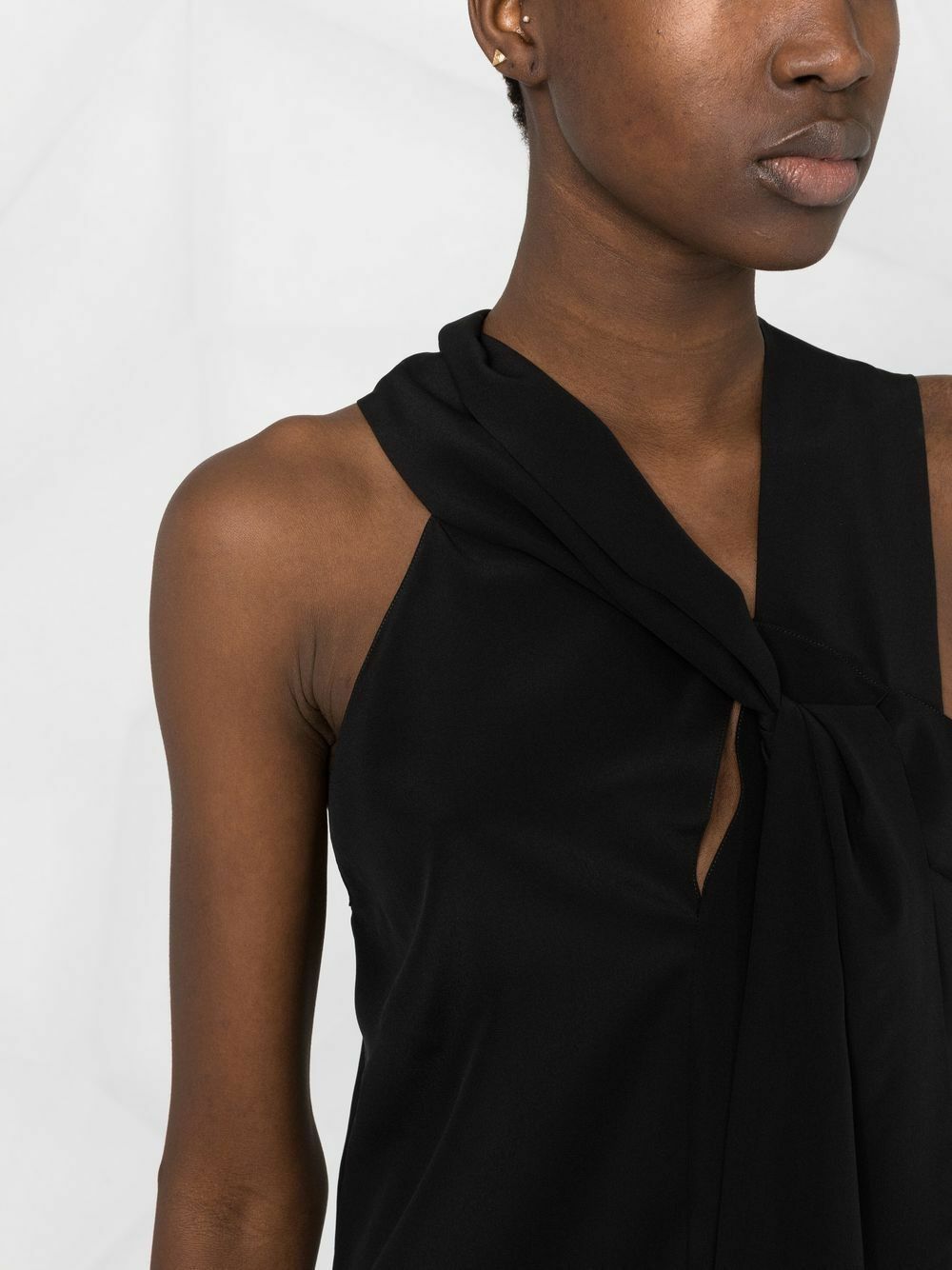 Givenchy o1y0925 Silk Blouse in Black Size M / US 6-8 / IT 42-44 - 2 Thumbnail