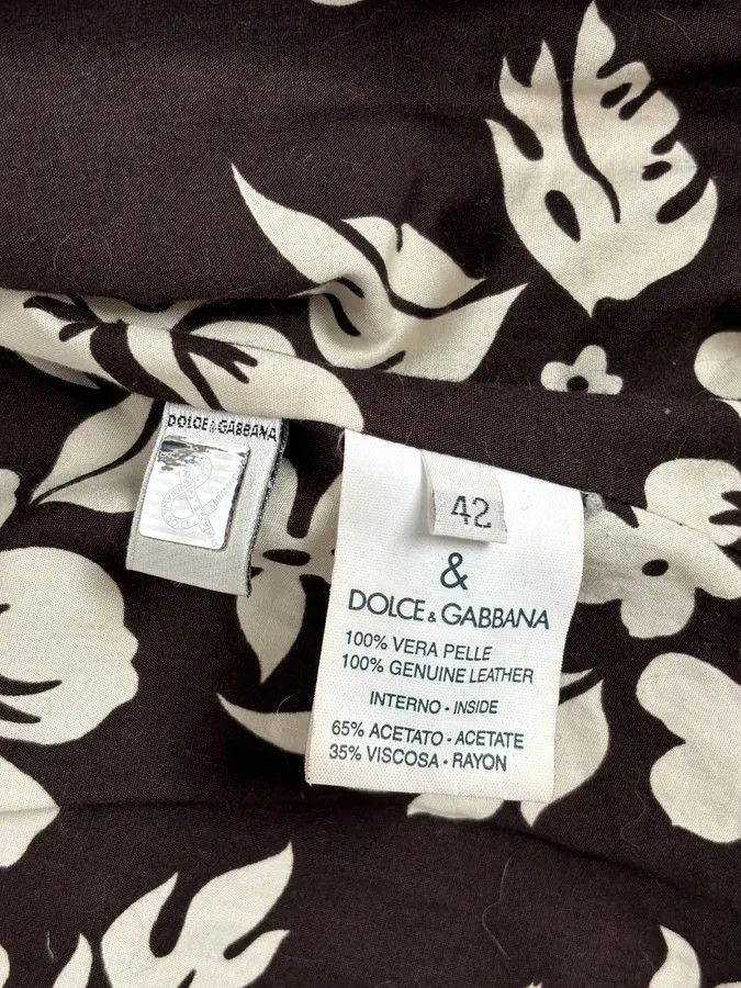 Dolce & Gabbana 1990s Dolce & Gabbana Red Eroded Trucker Leather Jacket Size M / US 6-8 / IT 42-44 - 11 Thumbnail