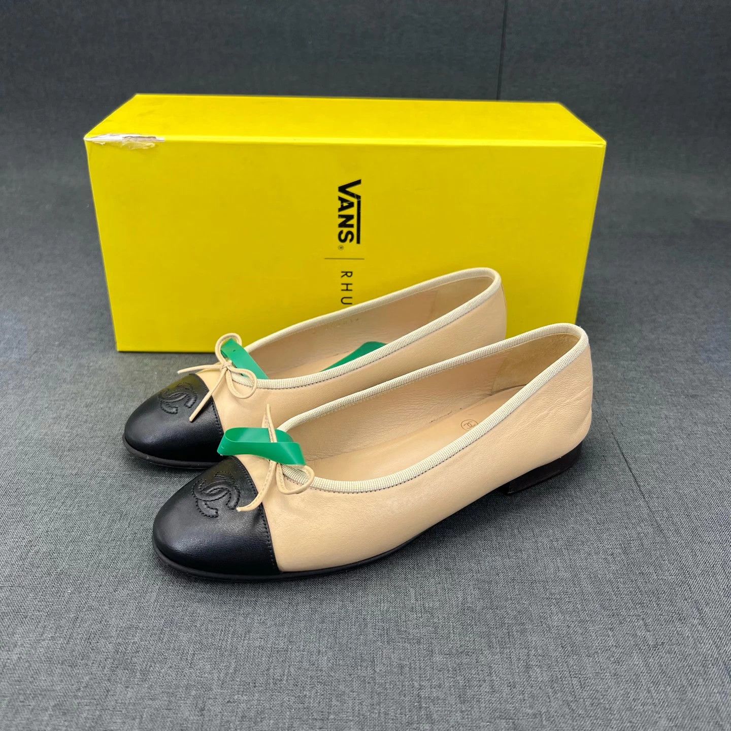 Chanel Chanel Beige Fisherman Shoes 36.5 New Resoled Size US 5.5 / IT 35.5 - 1 Thumbnail