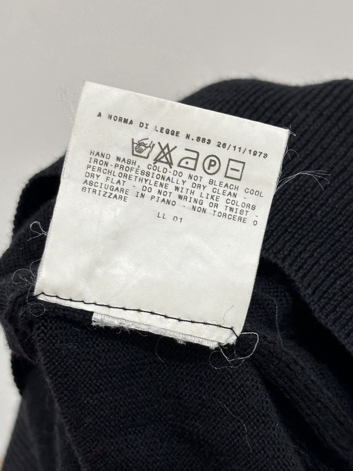 Dolce & Gabbana Vintage 2000s Dolce & Gabbana Archive Wool Knit Sweater Mens Size US M / EU 48-50 / 2 - 13 Thumbnail