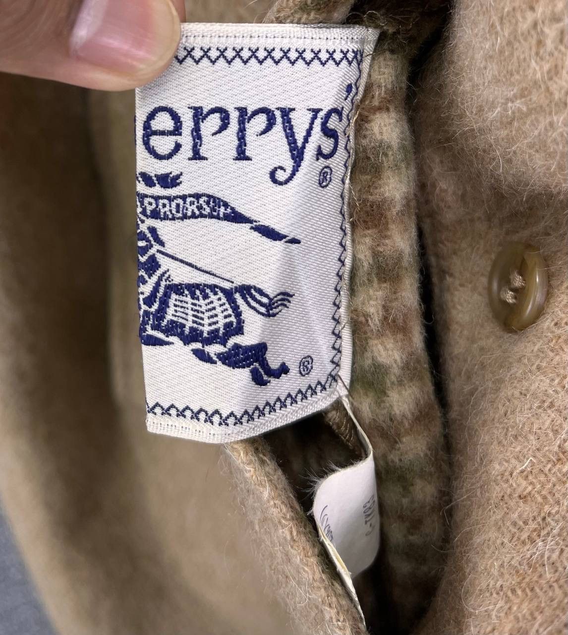 Burberry × Vintage Vintage Burberry Button Up Rare Riversible Jacket Size M / US 6-8 / IT 42-44 - 17 Thumbnail