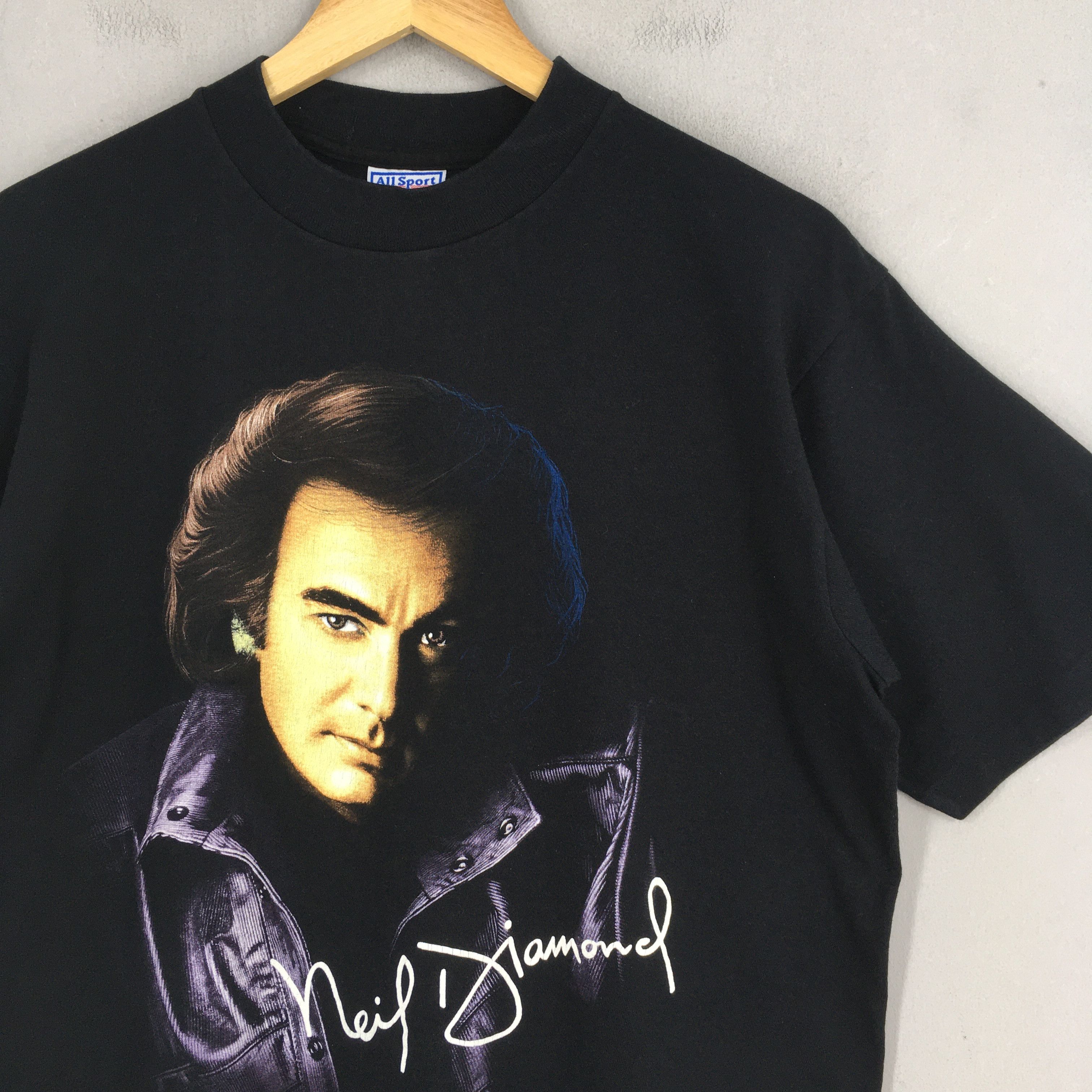 Band Tees Vintage 90's Neil Diamond Classics Rock Black Tshirt Large Size US L / EU 52-54 / 3 - 2 Thumbnail