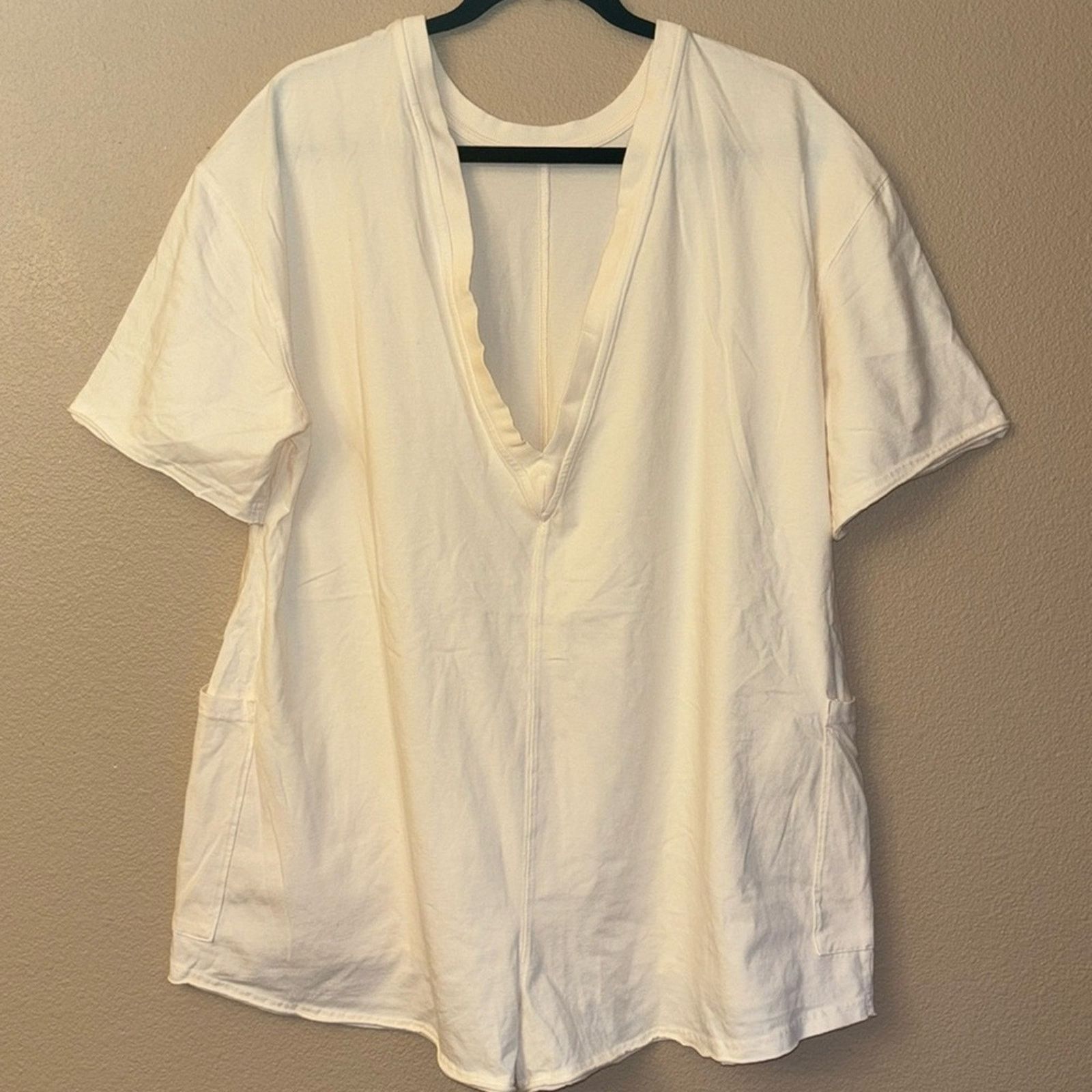 Free People NEW! FREE PEOPLE MOVEMENT Hot Shot Tee Romper Shorts S Ivory Size 27" / US 4 / IT 40 - 9 Thumbnail