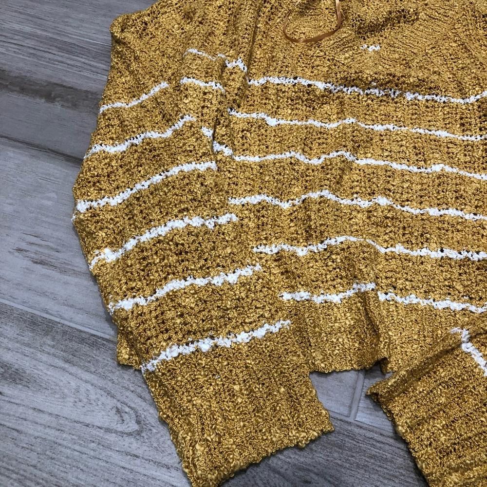 Designer Chic Yellow Striped Sweater - Cozy and Stylish Size S / US 4 / IT 40 - 5 Thumbnail
