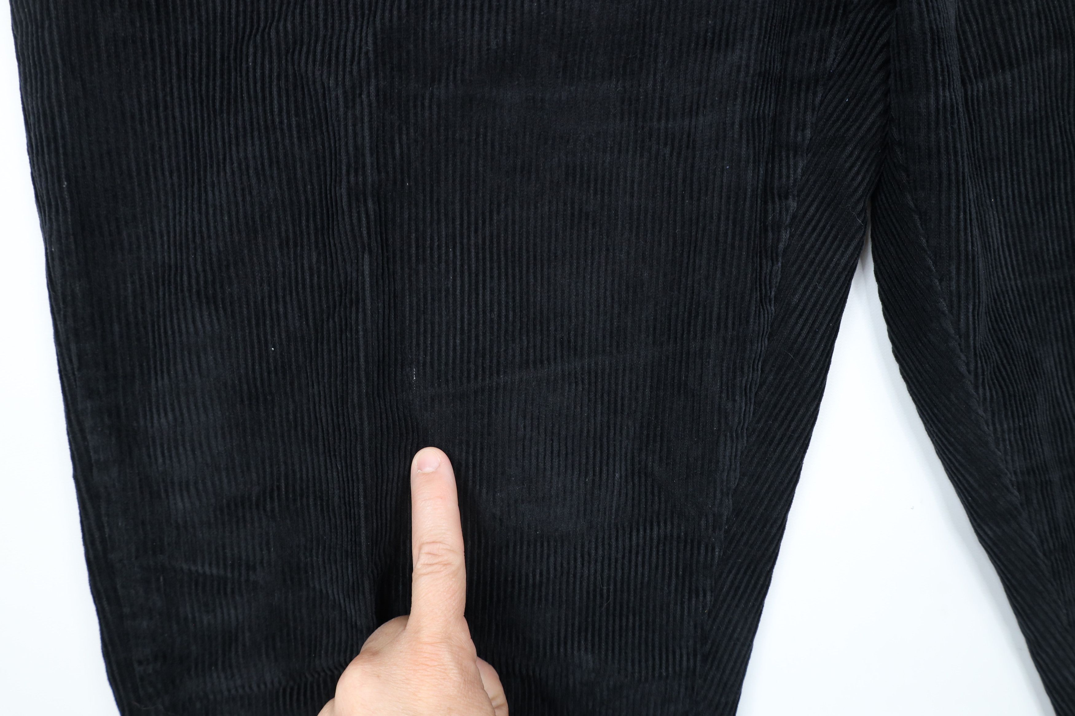 Vintage × Woolrich Woolen Mills Vintage 90s Woolrich Tapered Leg Corduroy Chino Pants Black Size 36" / US 14 / IT 50 - 5 Thumbnail