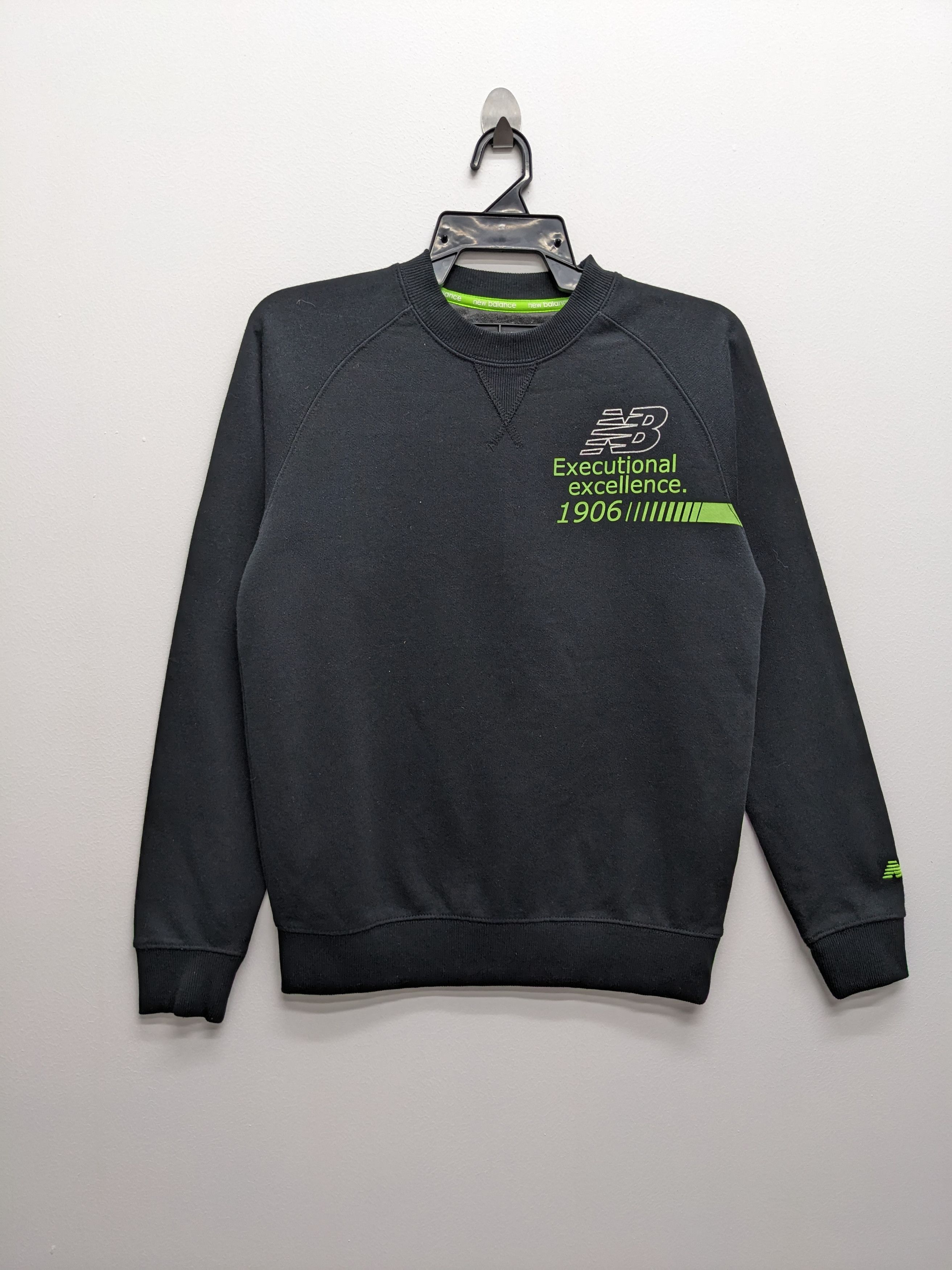 New Balance NEW BALANCE STREETWEAR SWEATSHIRT Size US M / EU 48-50 / 2 - 1 Thumbnail