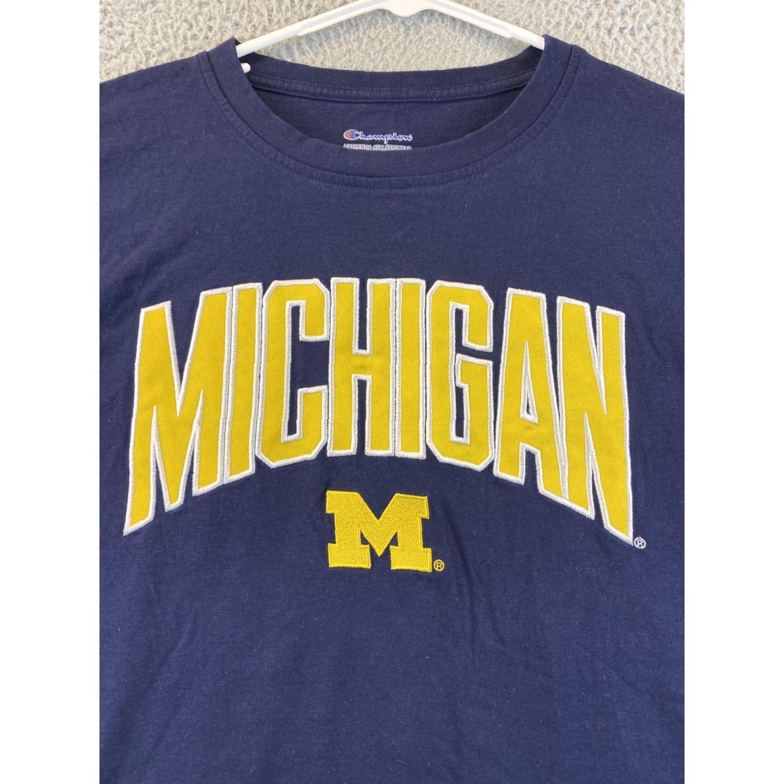 Champion Vintage Champion University of Michigan T-Shirt Men XL Blue Embroidered Logo 86-24 Size US XL / EU 56 / 4 - 2 Thumbnail
