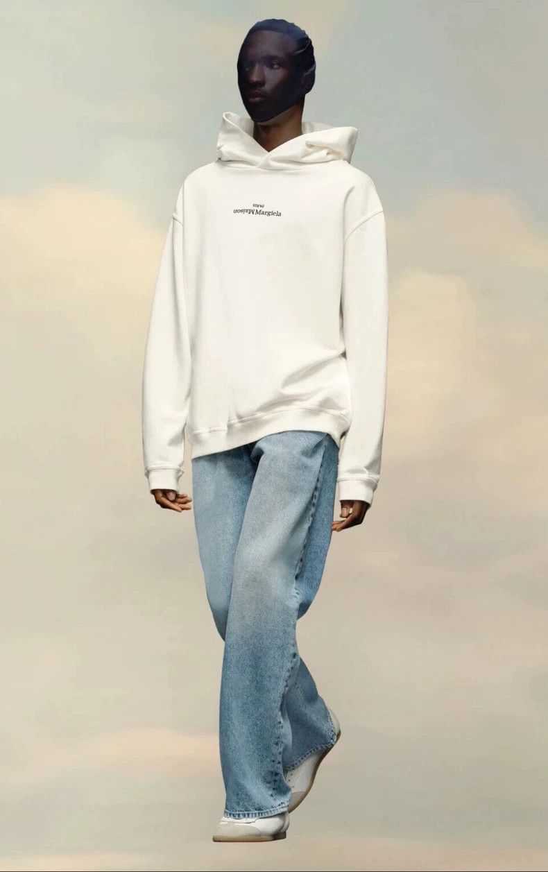 Maison Margiela Maison Margiela Reverse logo hooded sweatshirt Size US M / EU 48-50 / 2 - 9 Thumbnail