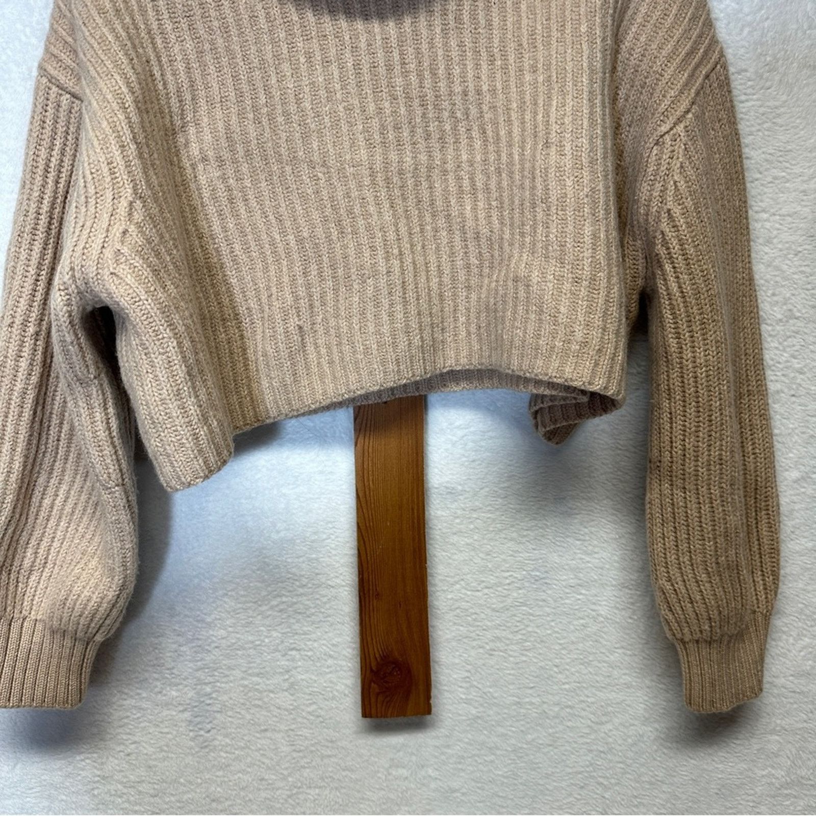 Aritzia Aritzia Babaton Guell Wool Turtleneck Cropped Sweater XS Size XS / US 0-2 / IT 36-38 - 5 Thumbnail