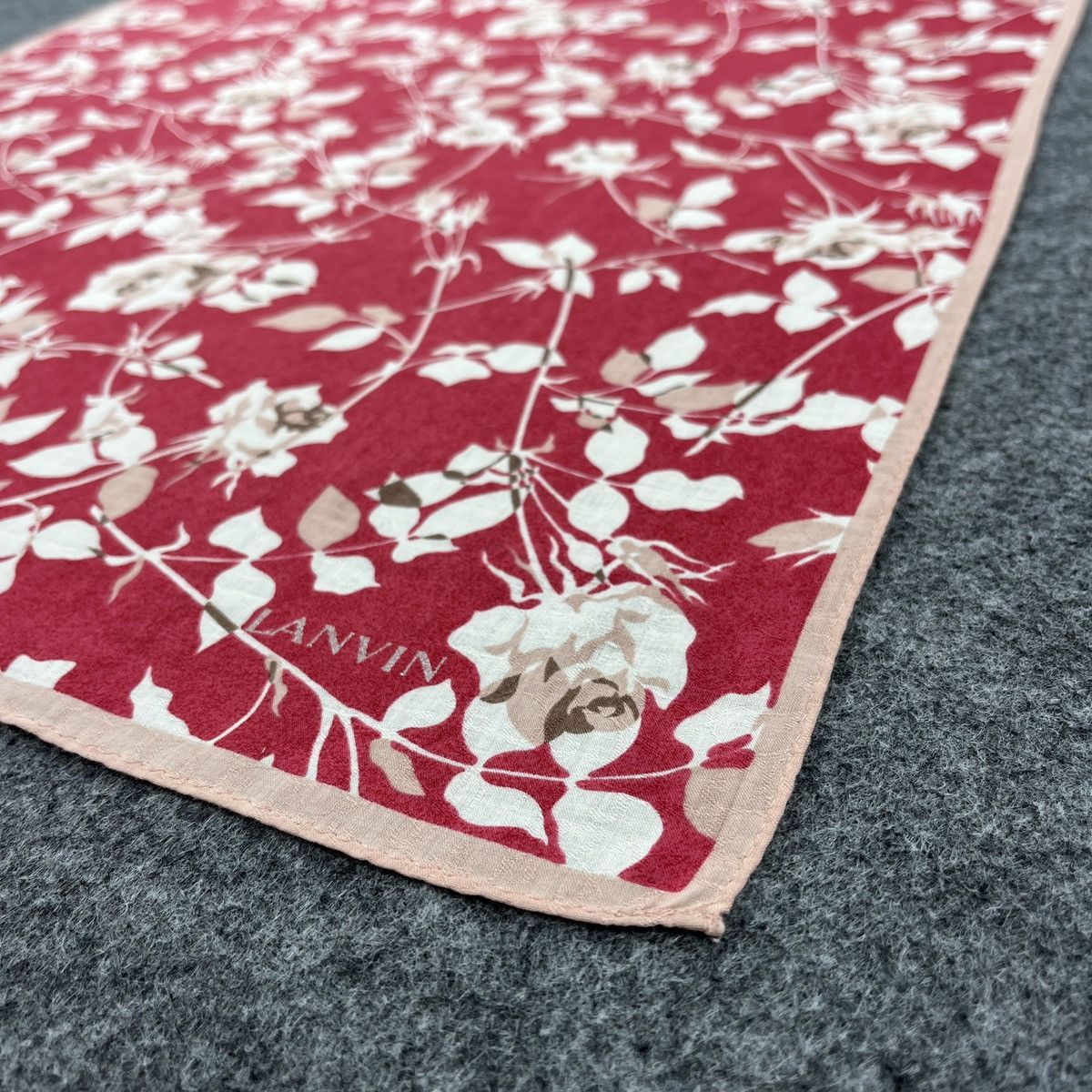 Lanvin Lanvin Handkerchief / Bandana / Neckerchief / B1885 Size ONE SIZE - 4 Thumbnail