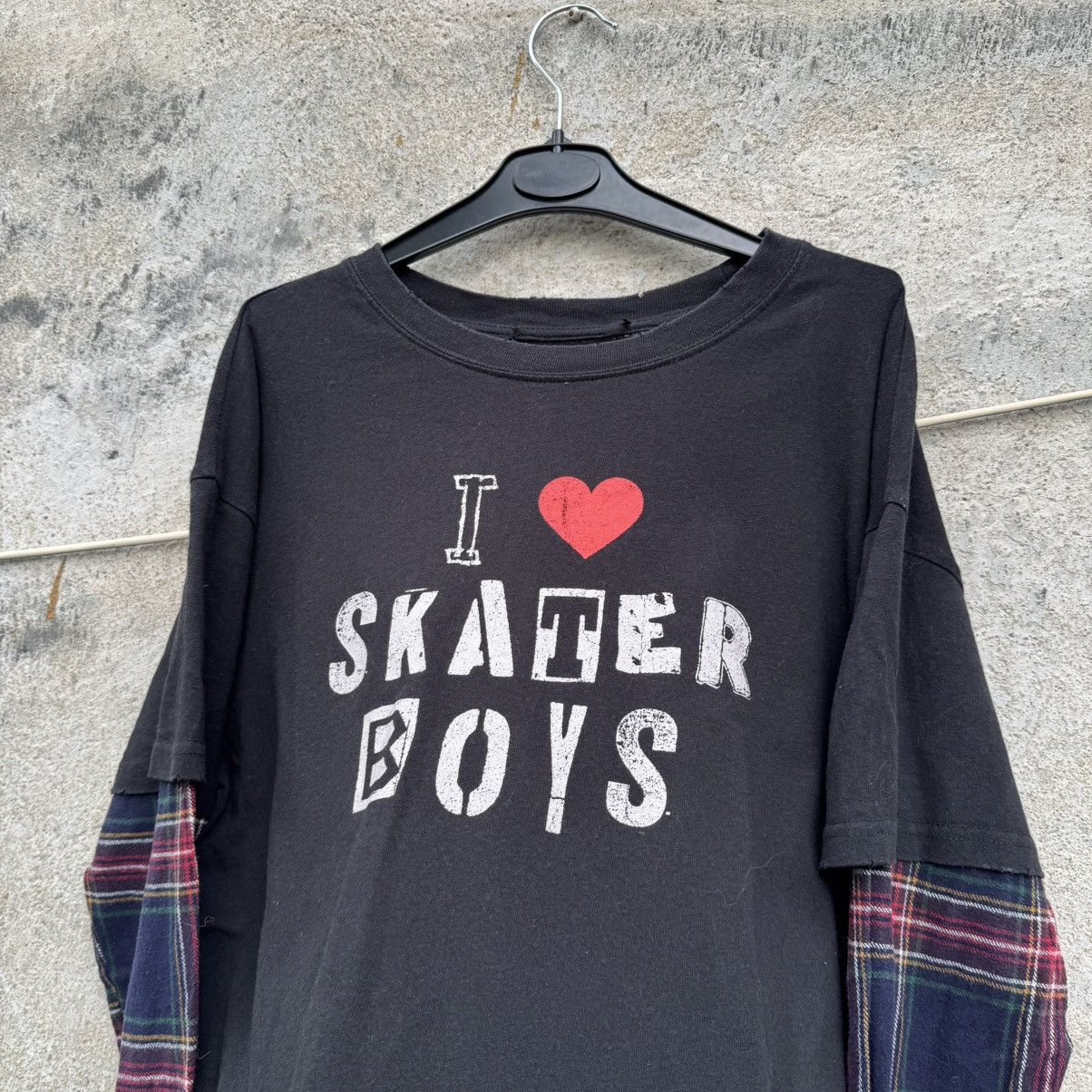 If Six Was Nine Distressed I LOVE SKATER BOYS LONGSLEEVE y2k grunge flannel Size US M / EU 48-50 / 2 - 8 Thumbnail