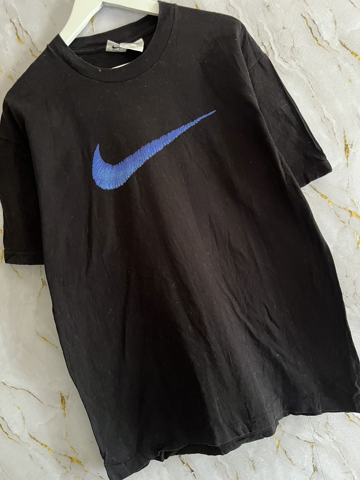 Vintage Vintage Nike Swoosh T-Shirt – Big Logo Graphic Tee Size US L / EU 52-54 / 3 - 3 Thumbnail