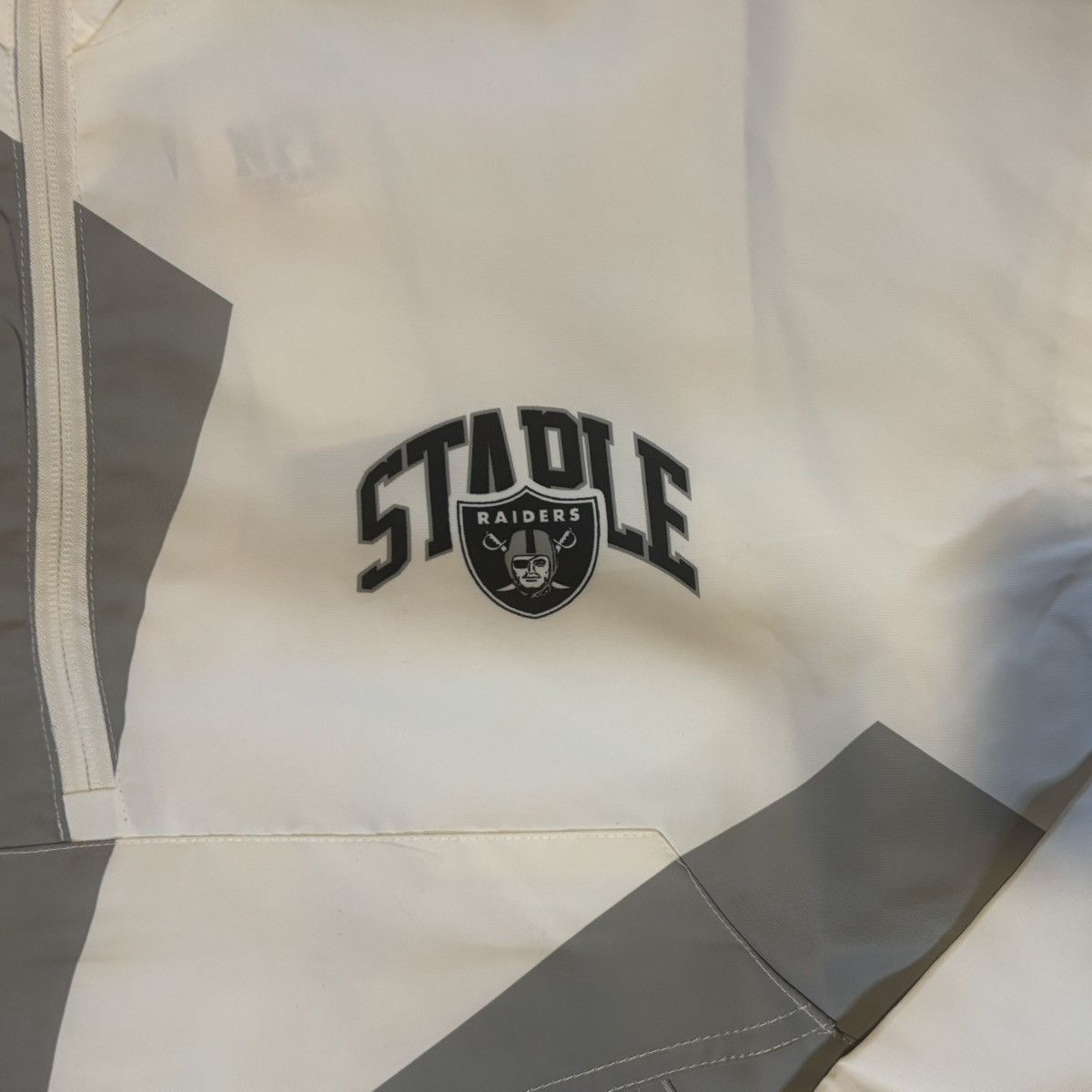 NFL NFL Raiders Staple Colorblock Anorak Windbreaker Hoodie S Size US S / EU 44-46 / 1 - 3 Thumbnail