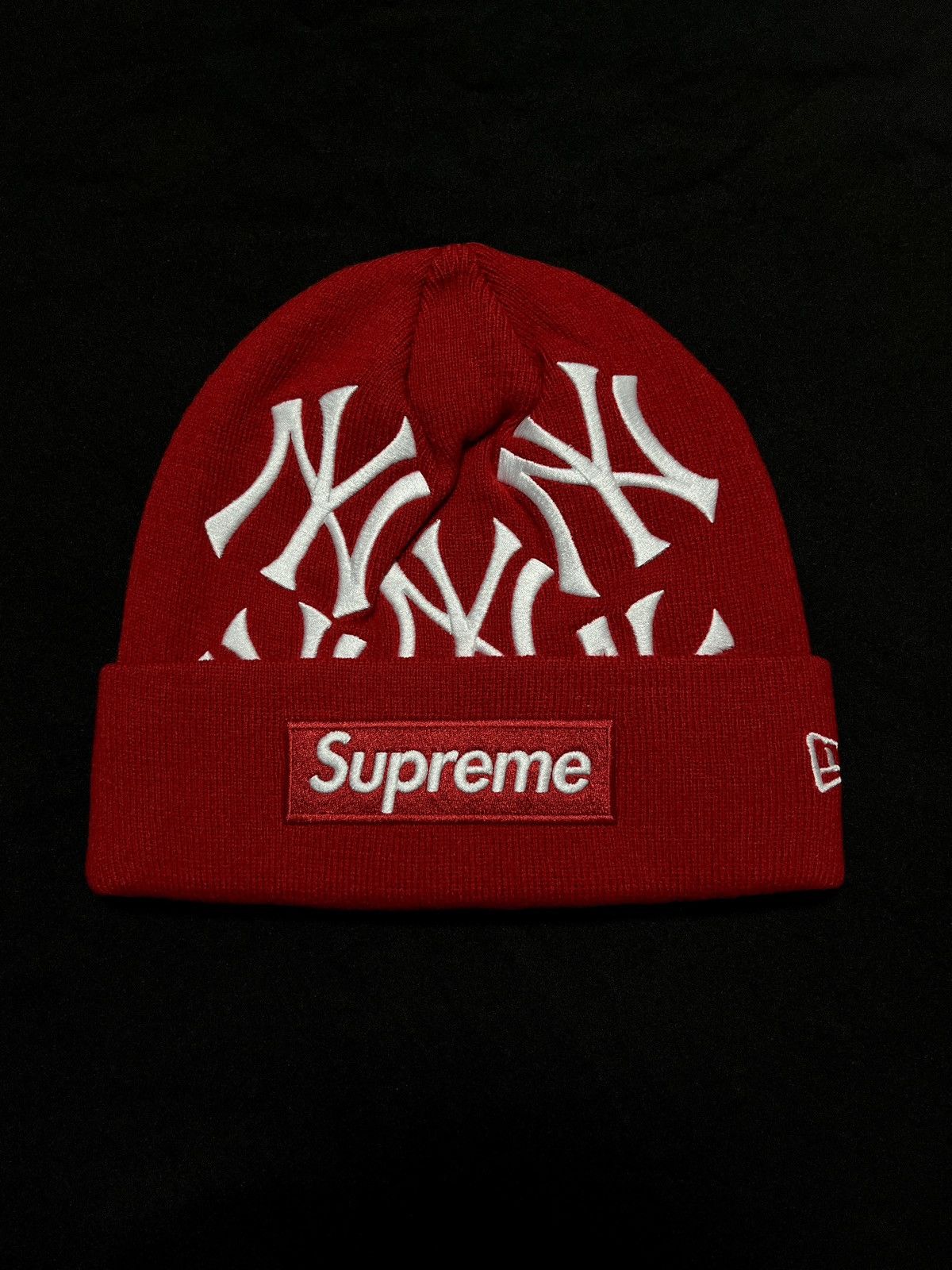 Supreme Rare Supreme New York Yankees New Era Box Logo Red Beanie | Grailed