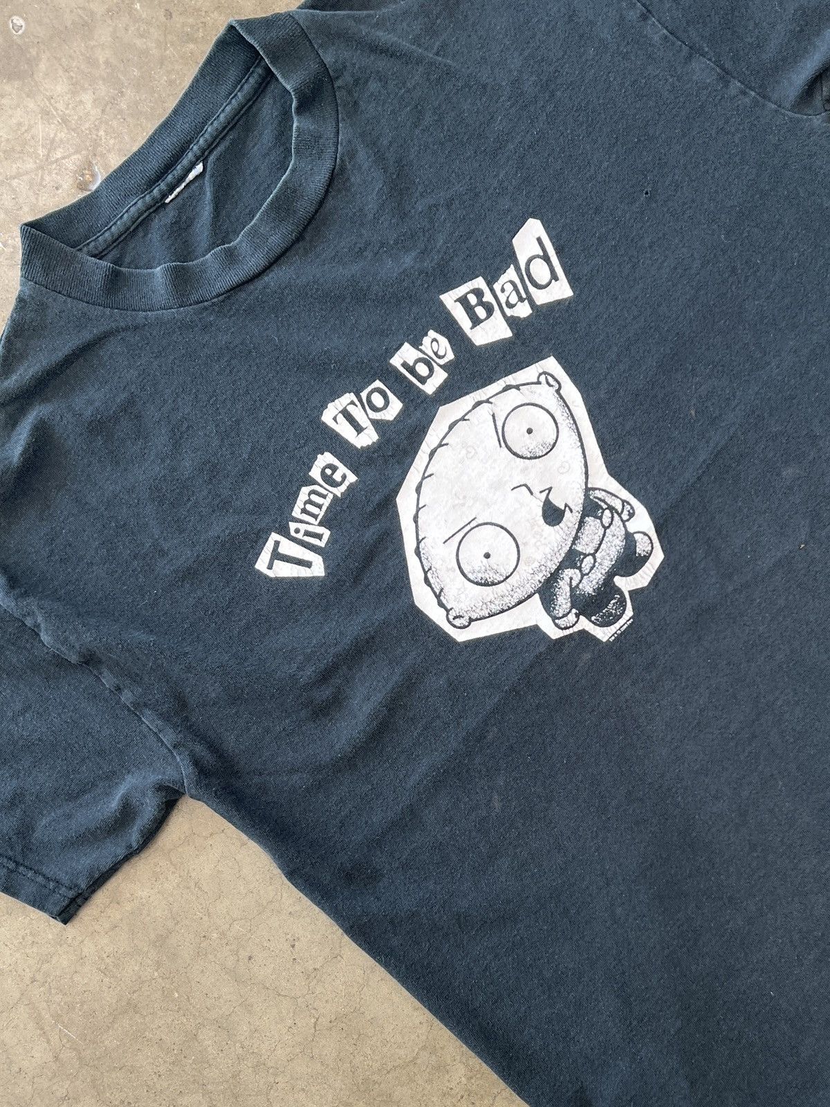 Vintage Vintage 2004 Stewie Family Guy Time To Be Bad Tee Medium Size US M / EU 48-50 / 2 - 1 Thumbnail